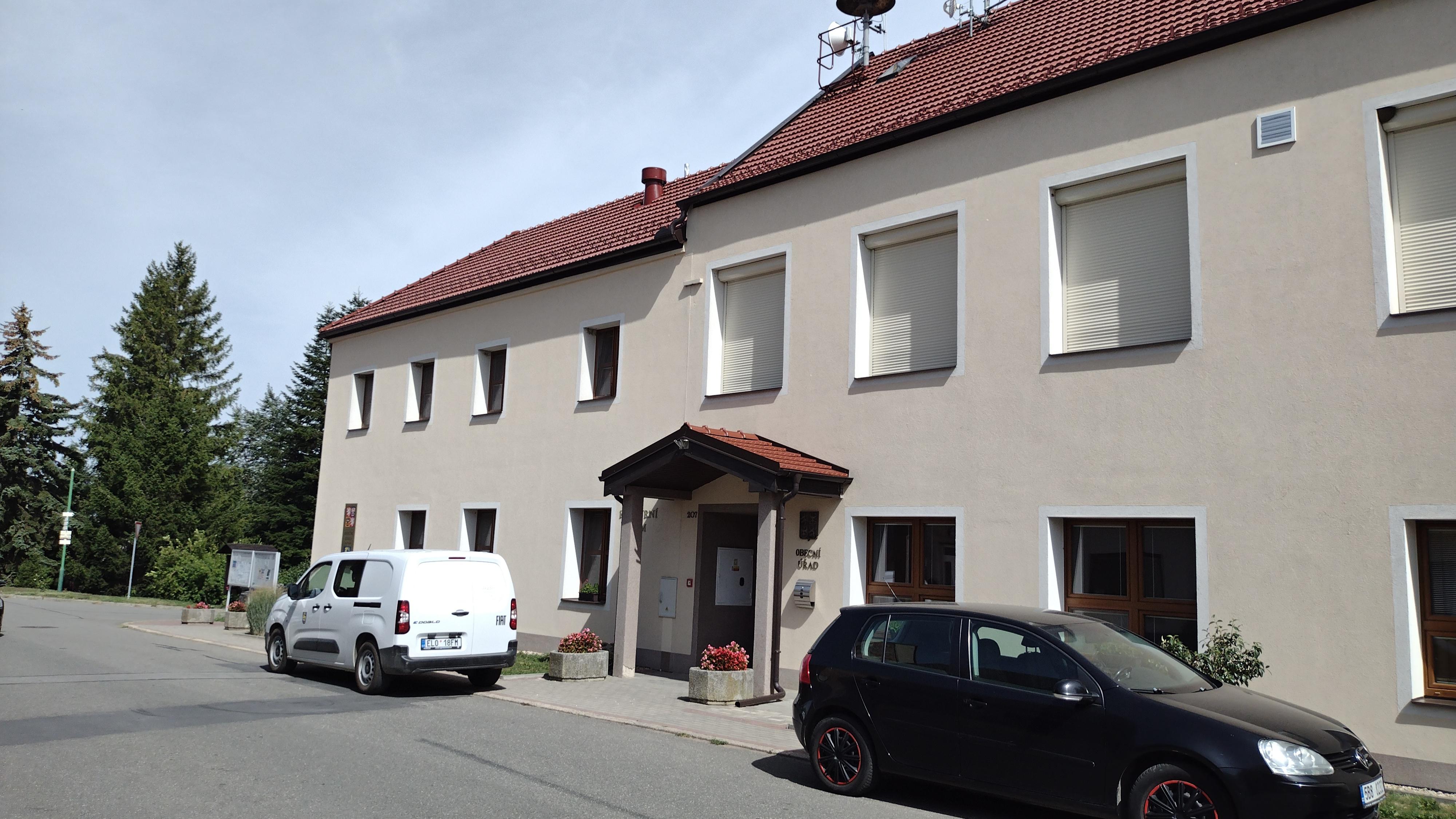 Javorník - obecní úřad foto 2
