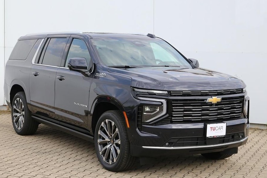 Skladem pořádný kus auta - Chevrolet Suburban