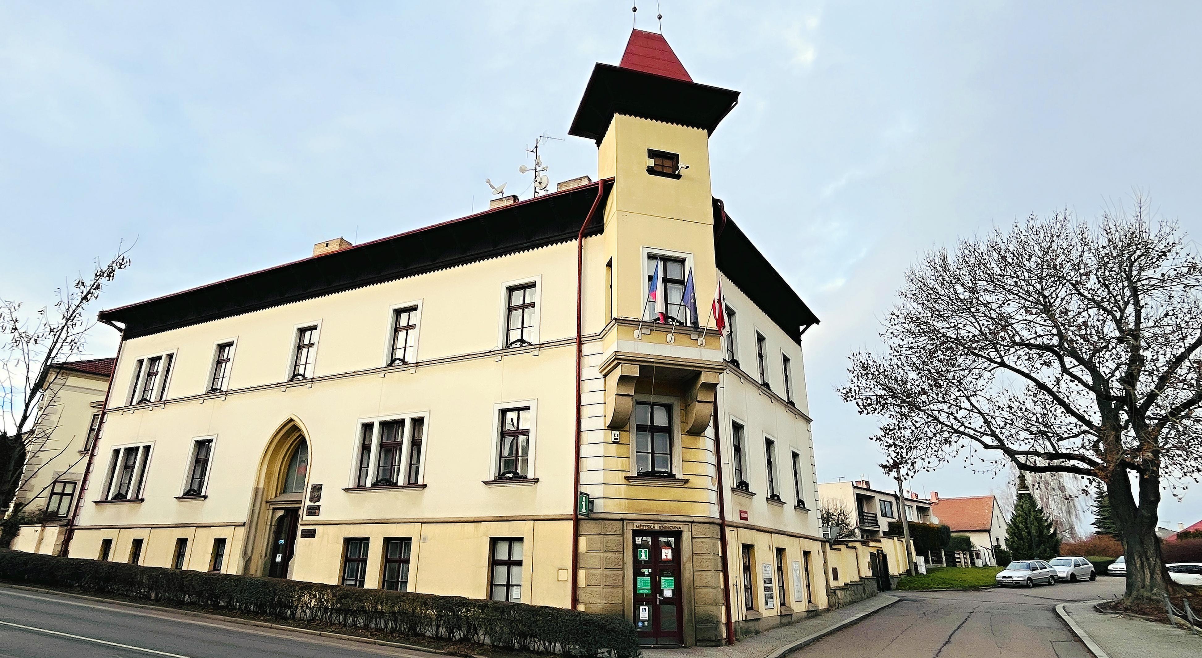 Slatiňany - městský úřad foto 4