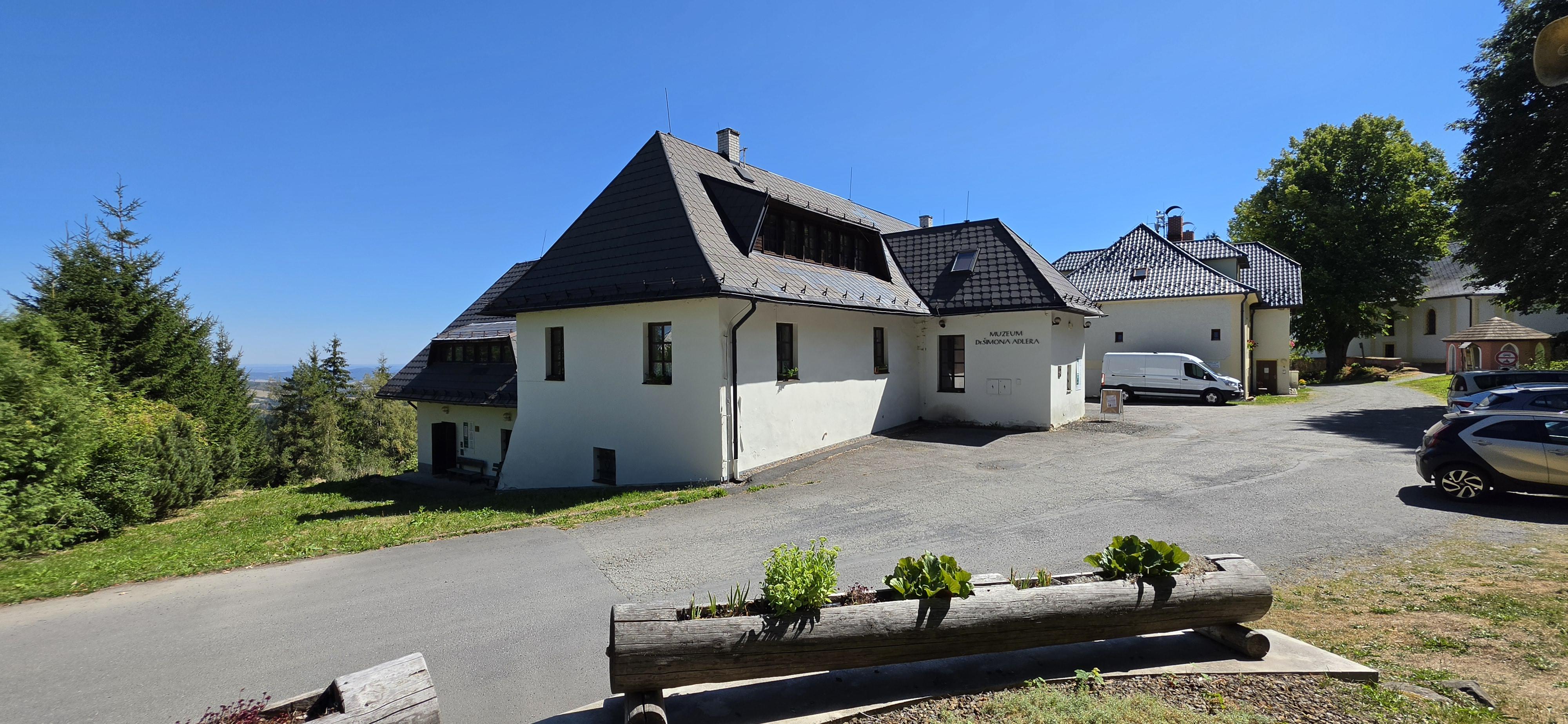 Muzeum Dr. Šimona Adlera foto 2