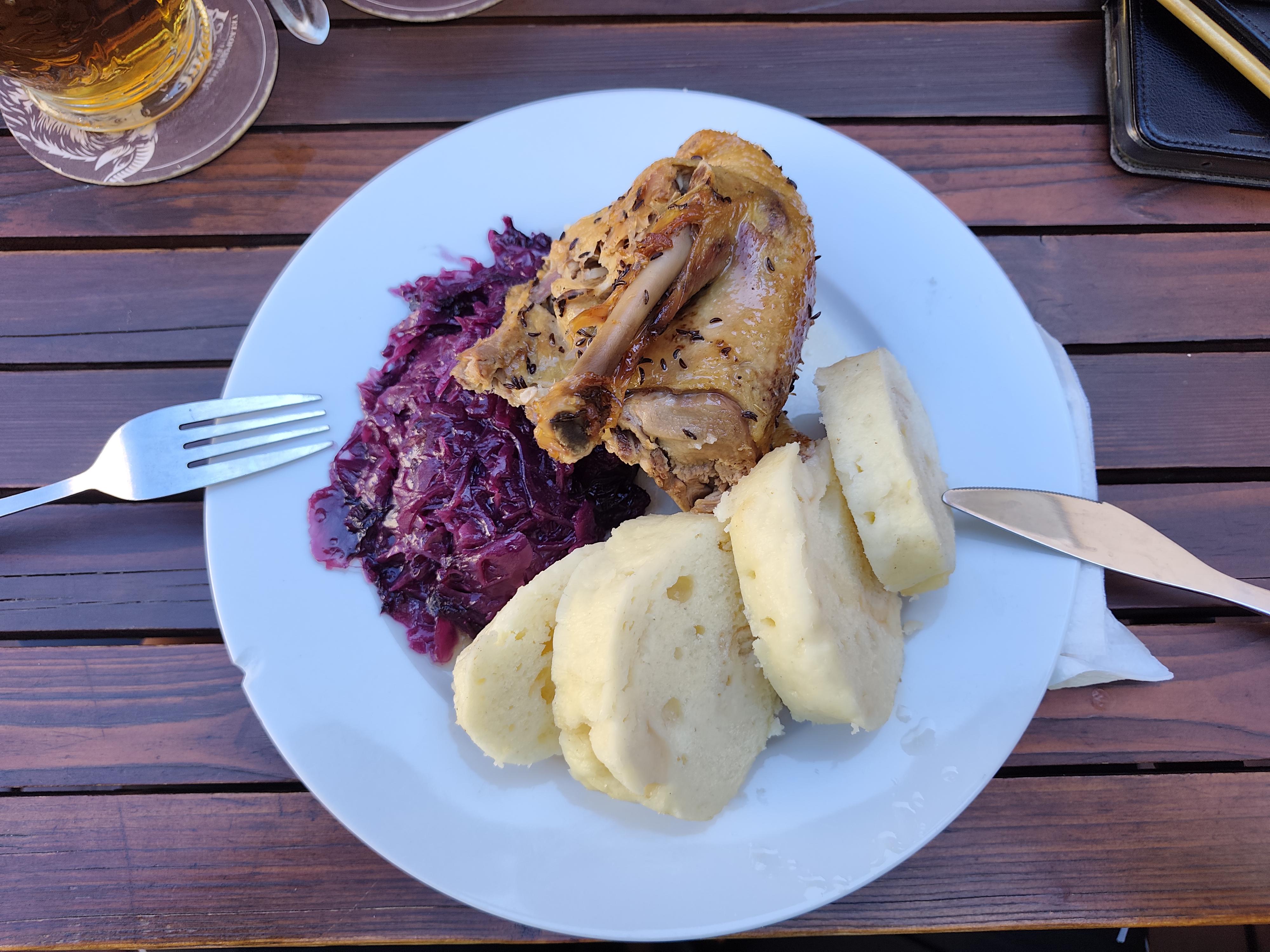 Restaurace Ve Dvoře