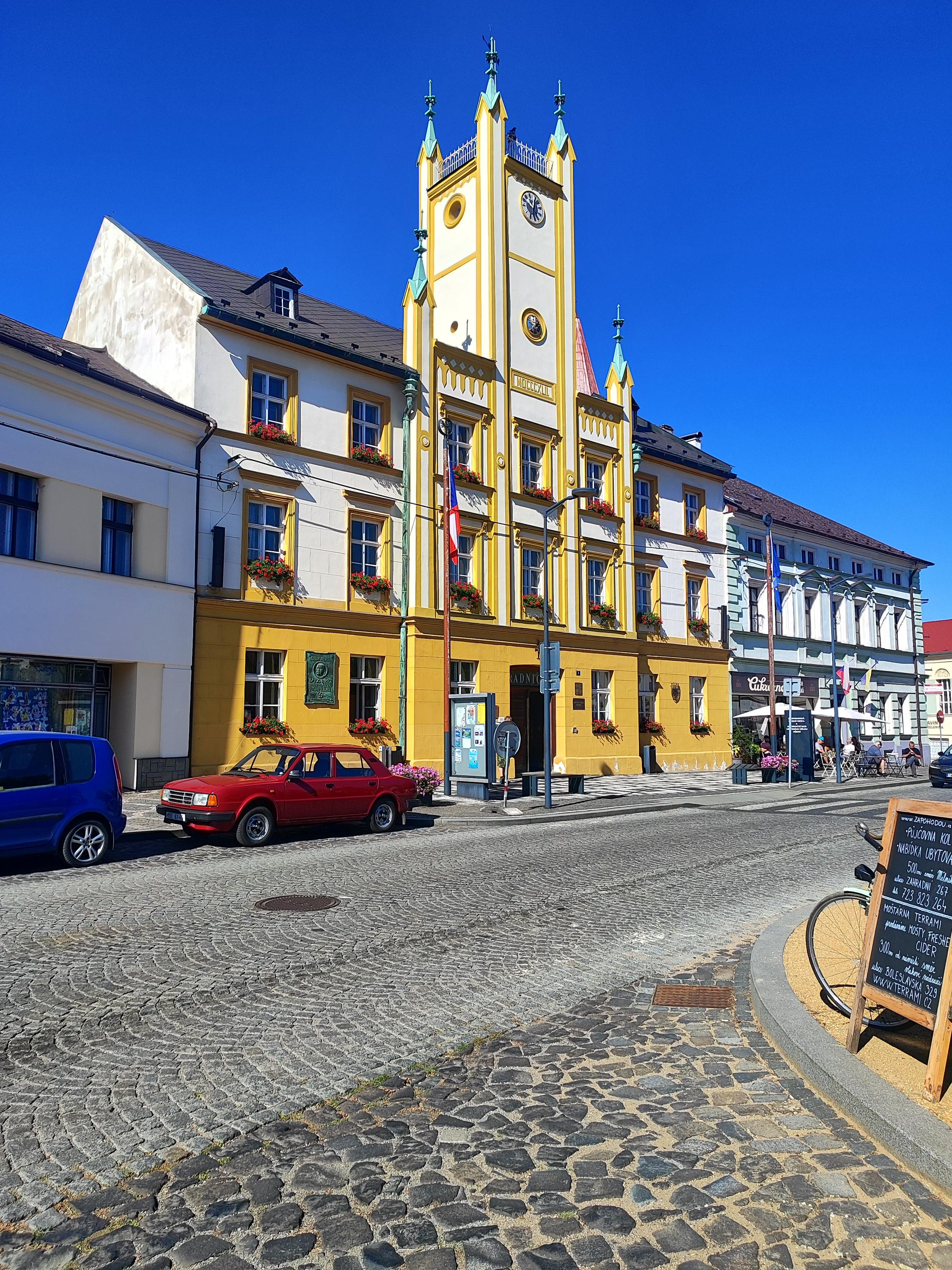 Mšeno - městský úřad foto 3