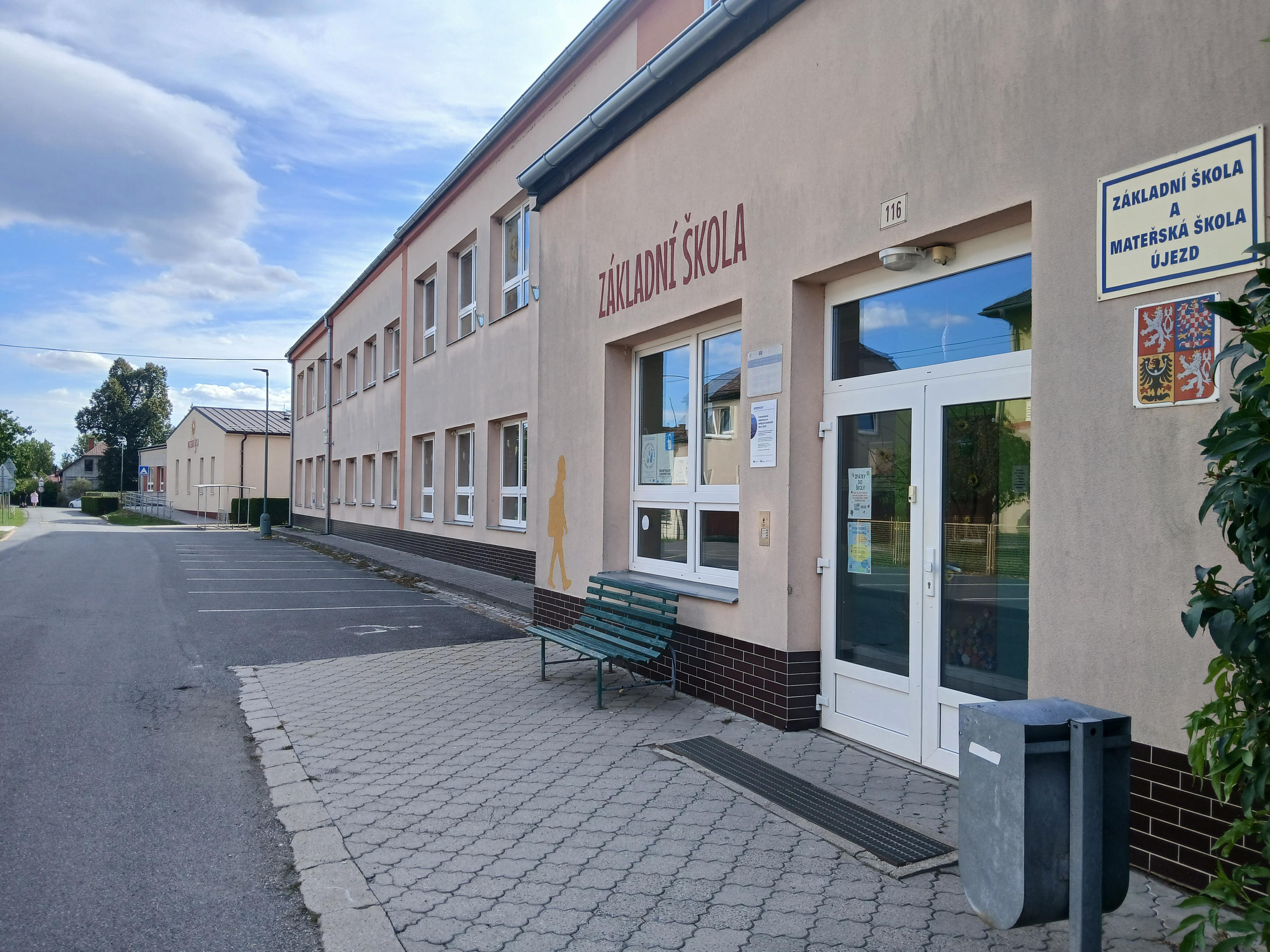 ZŠ a MŠ Újezd