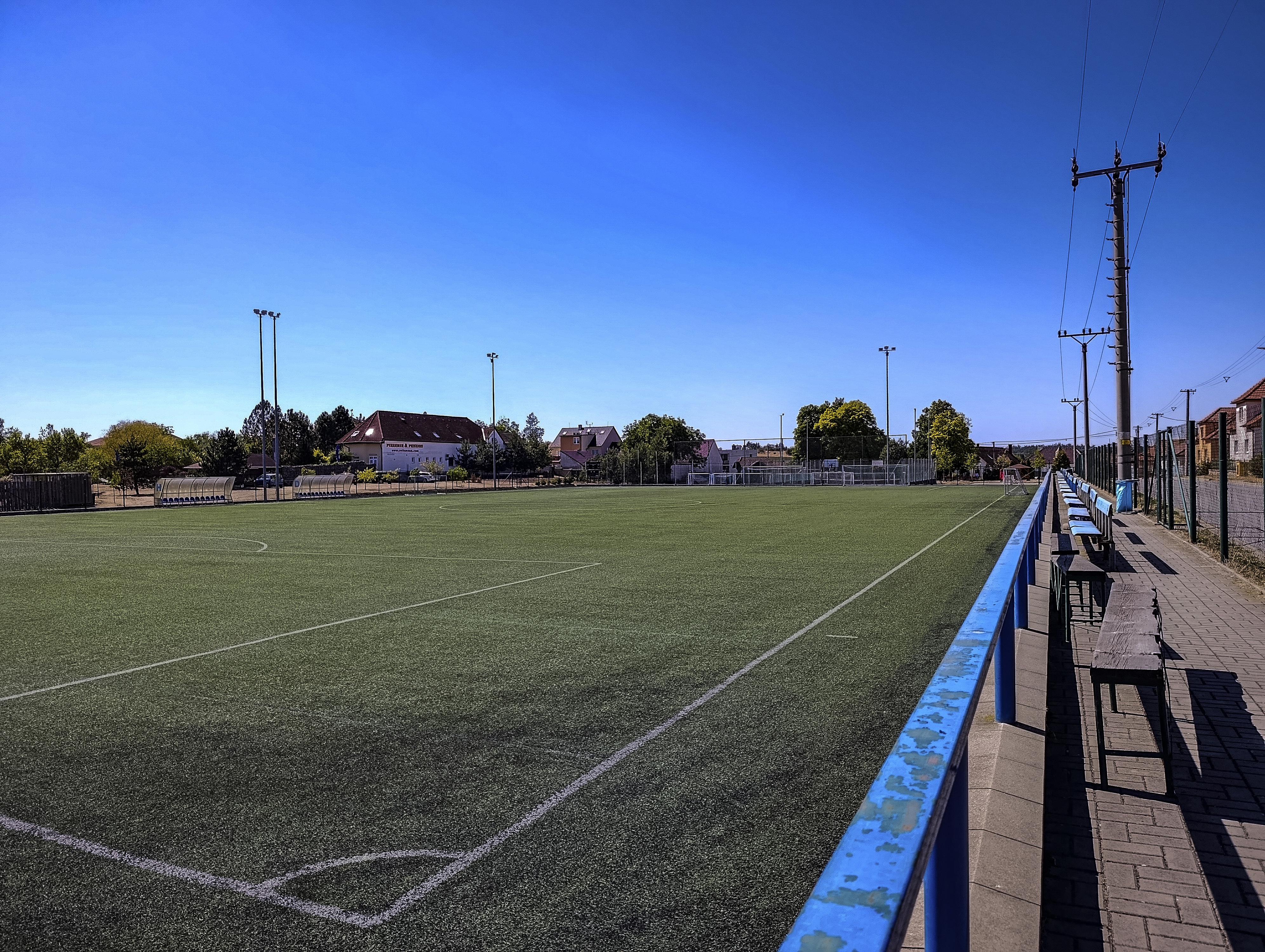 FOTBAL JEVIŠOVICE - MIKULOVICE foto 1