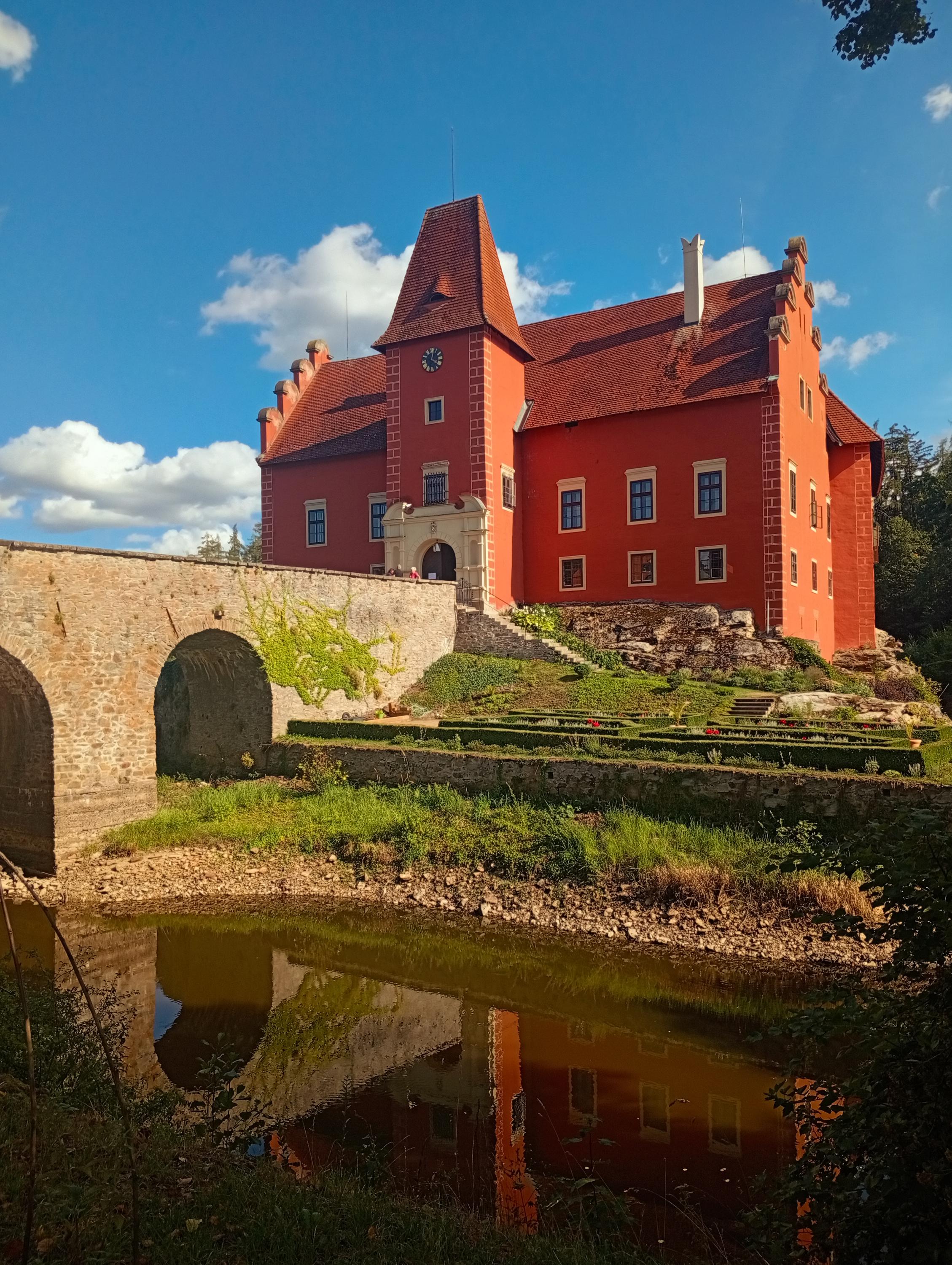 Státní zámek Červená Lhota foto 3