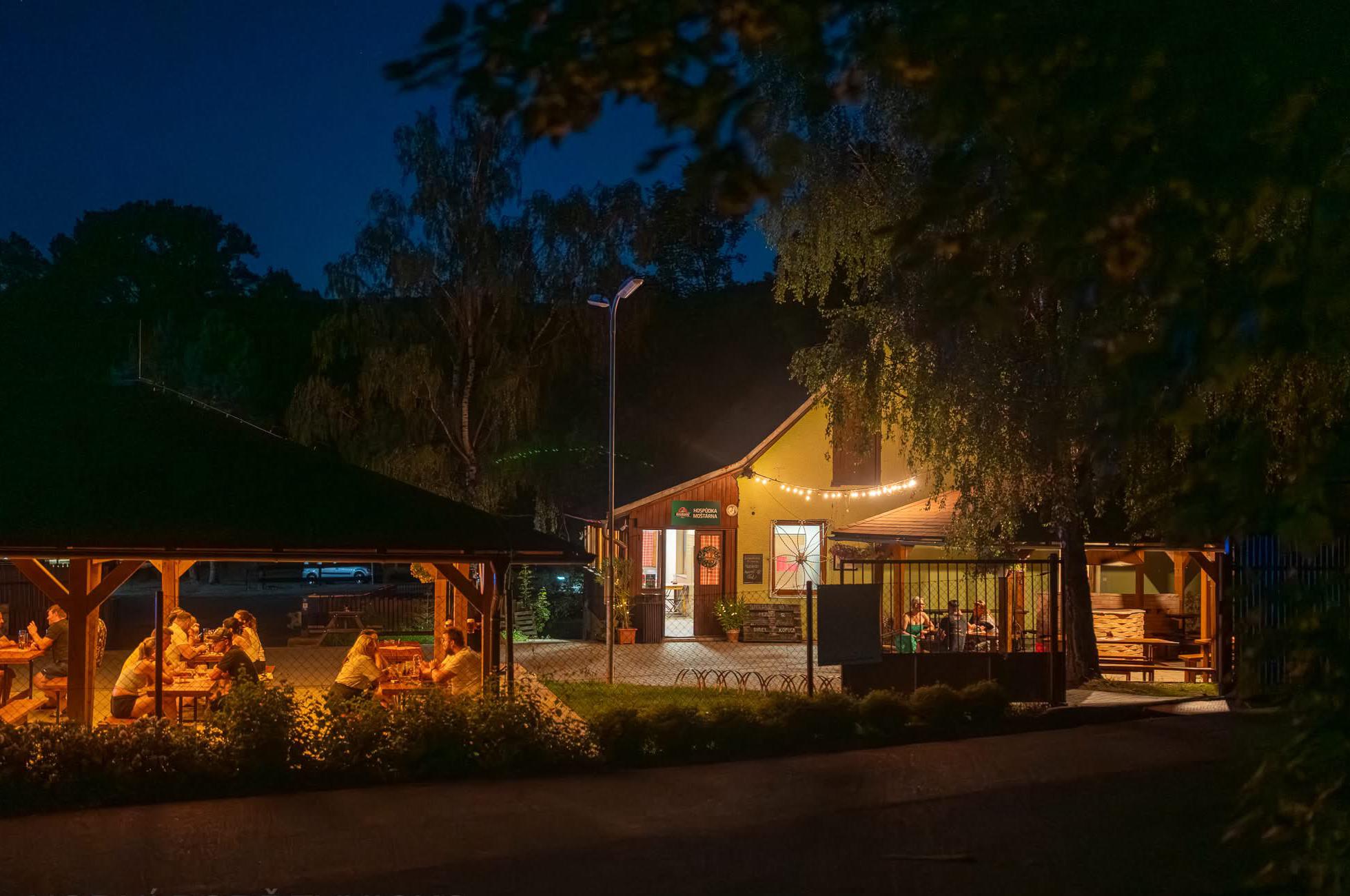 Hospůdka Na Moštárně Neubuz