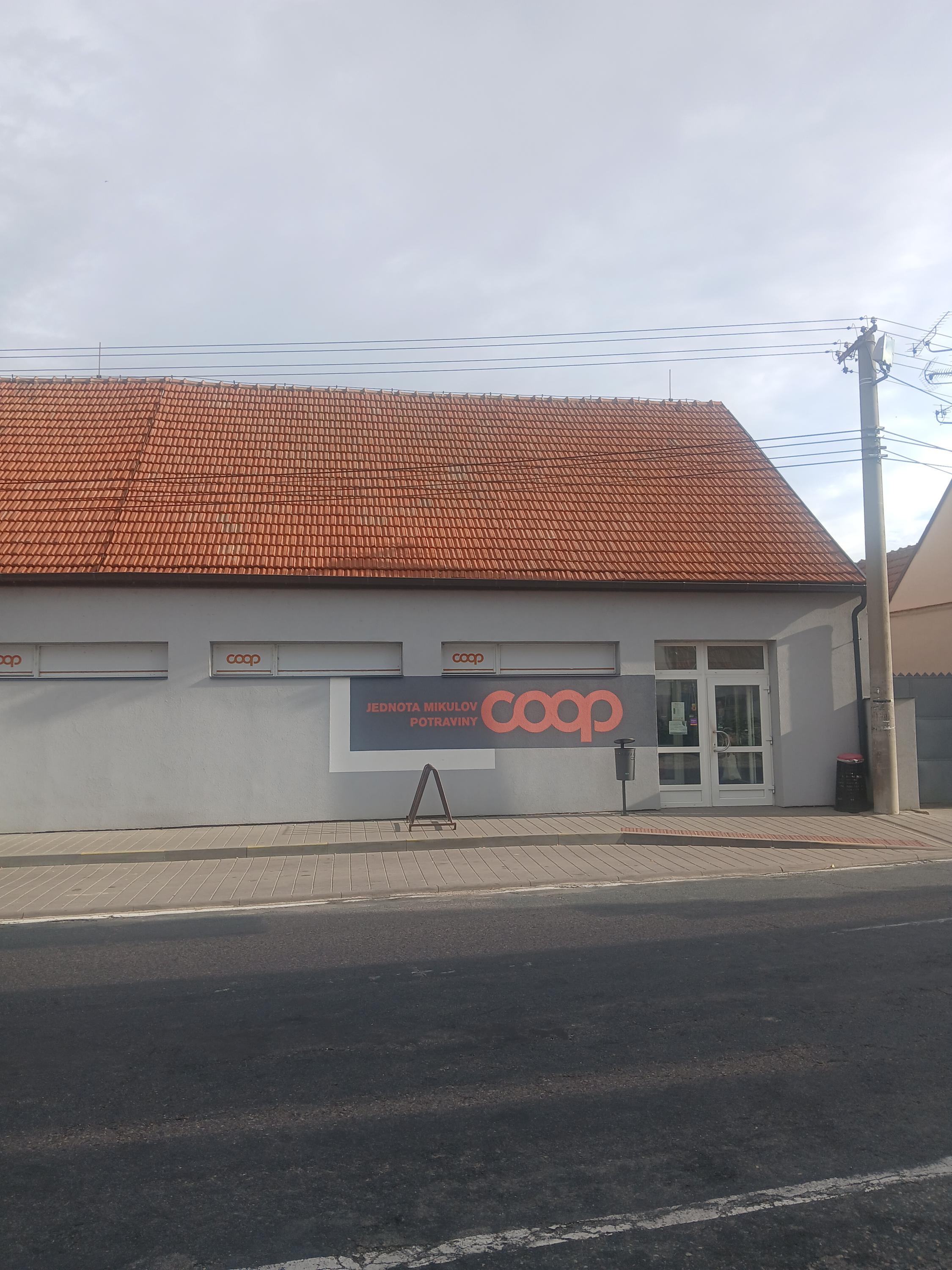 COOP - Jednota, spotřební družstvo v Mikulově foto 1
