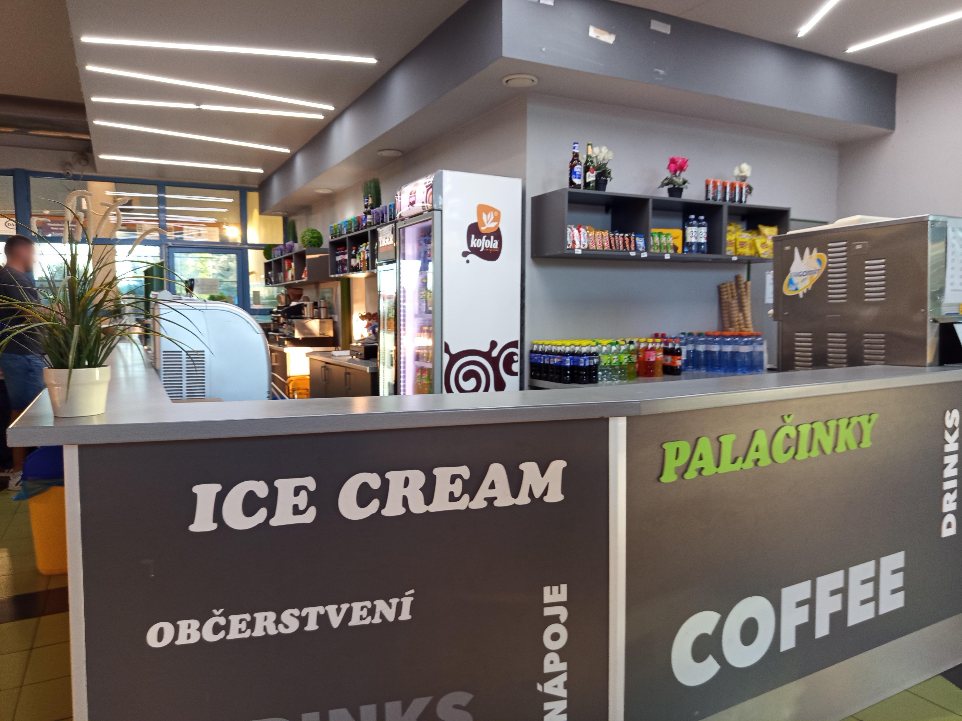 Rato café krytý bazén