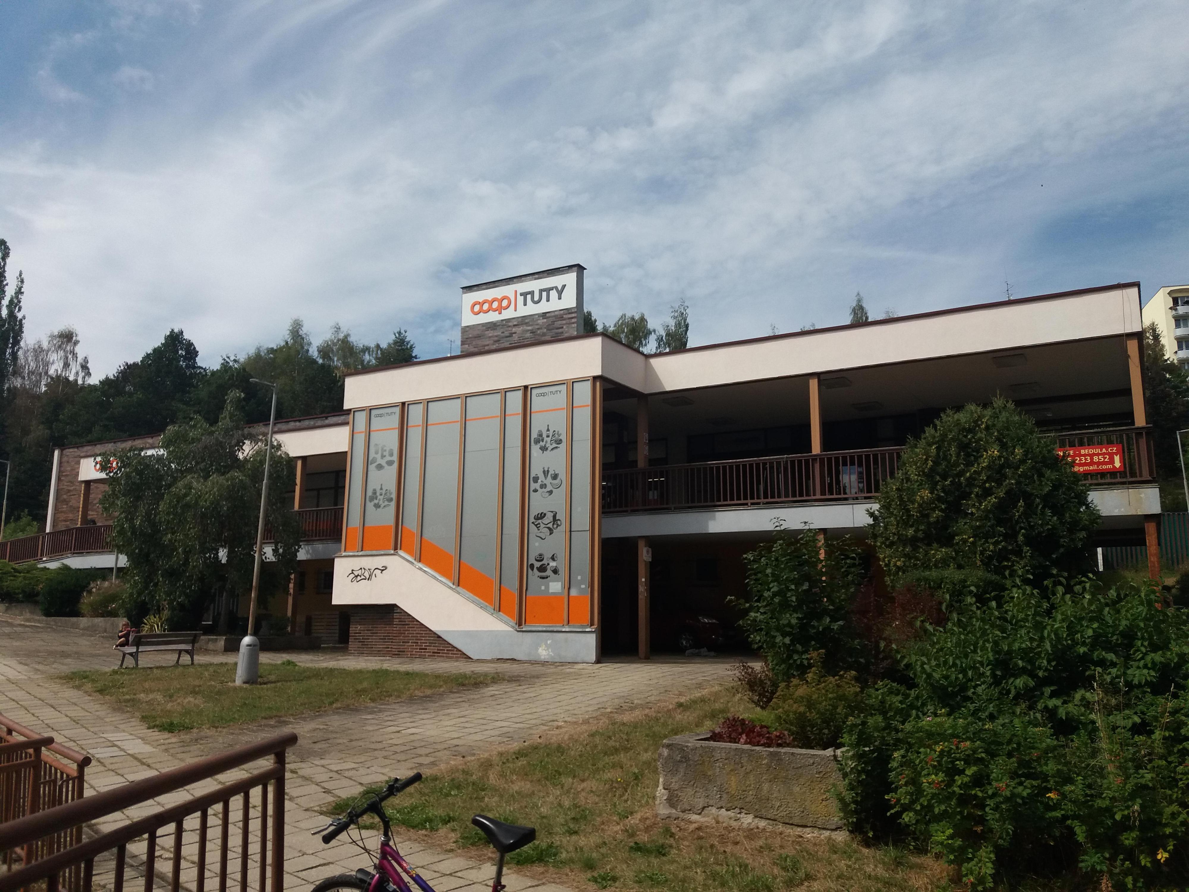 Jednota, spotřební družstvo ve Vimperku - COOP foto 1