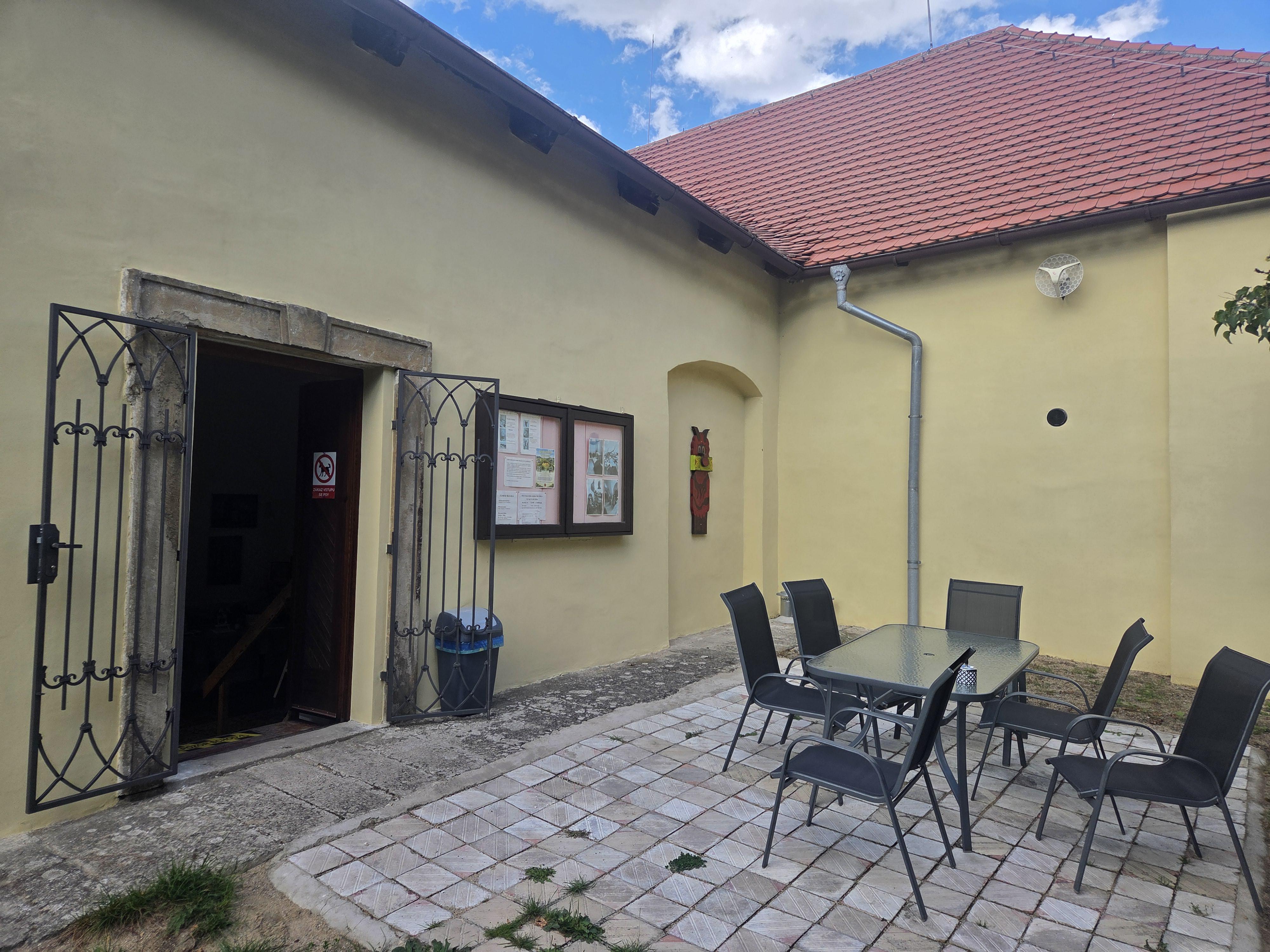 Pohádková výstava na zámku Skalka foto 4