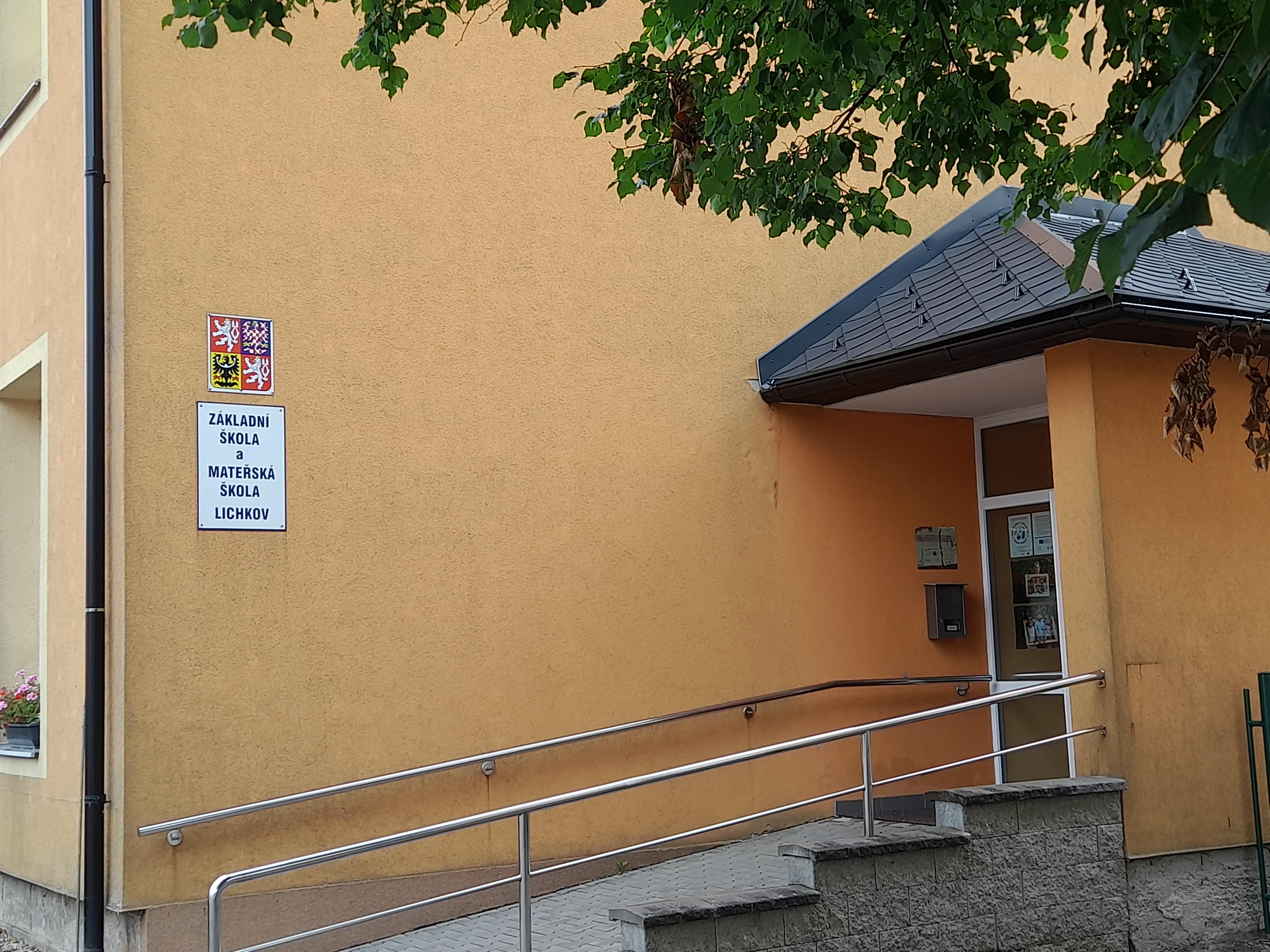 Základní škola a mateřská škola Lichkov foto 2