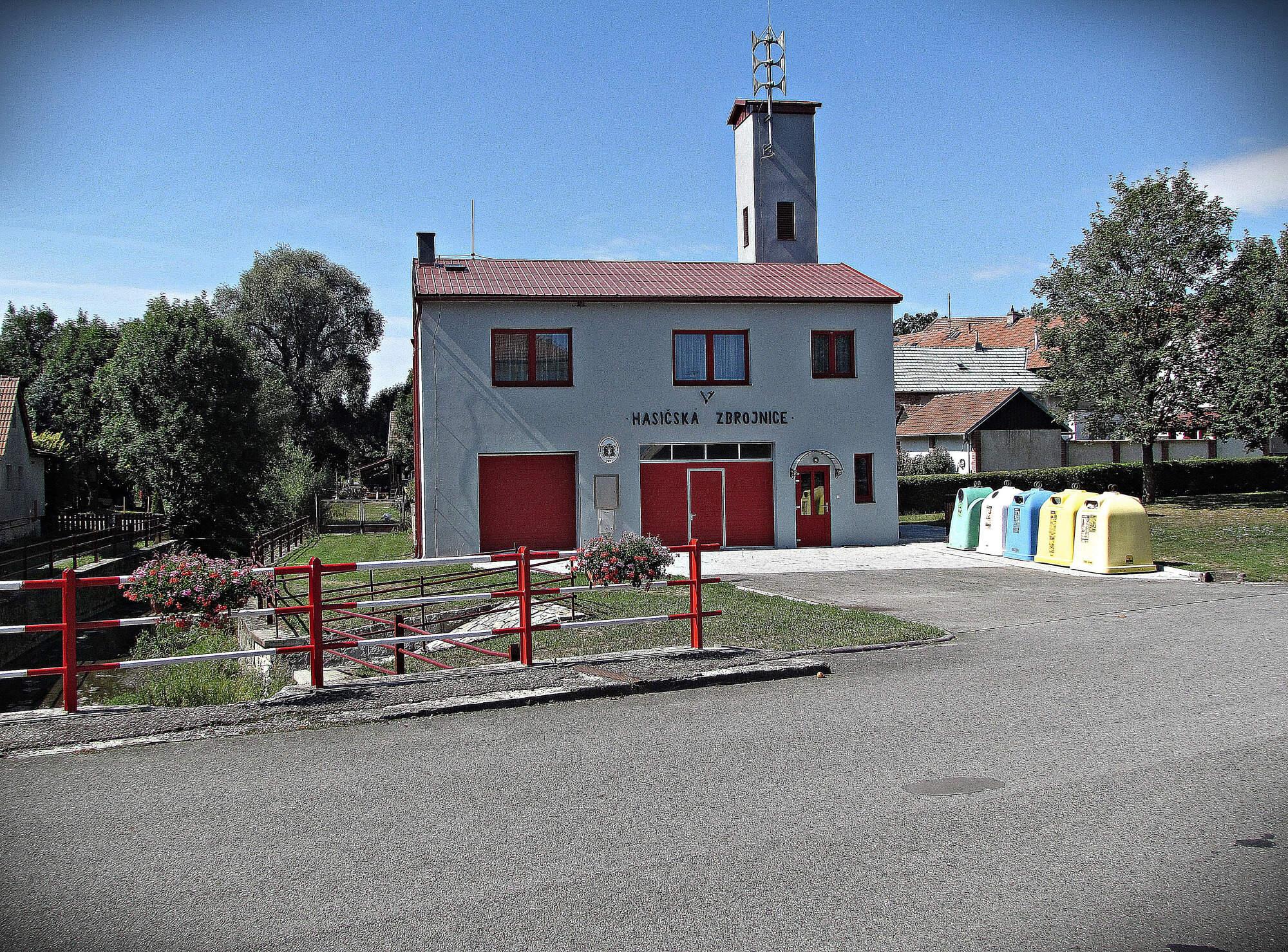 SH ČMS - Sbor dobrovolných hasičů Ústí foto 2