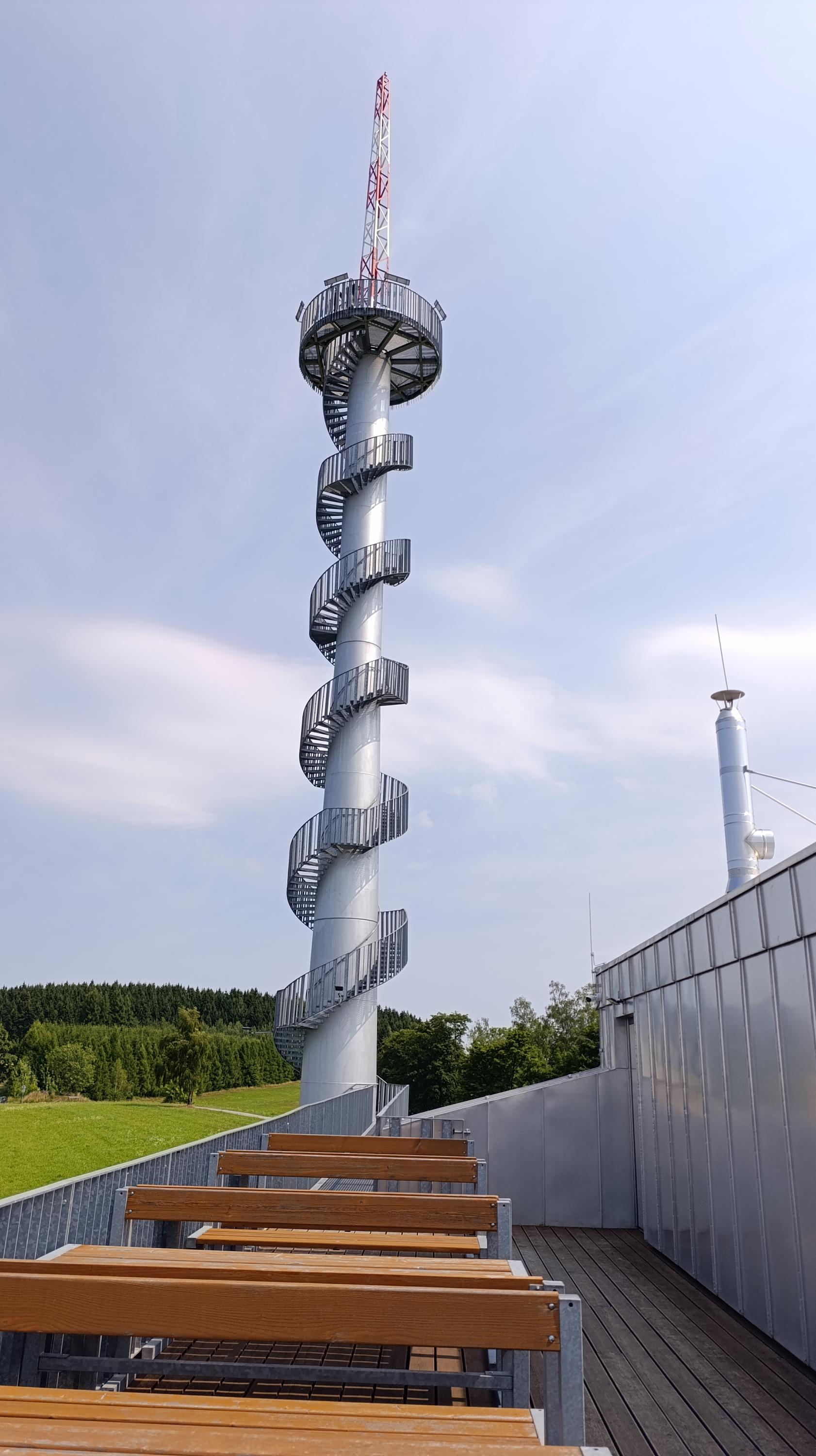 Turistické informační centrum Nový Hrádek - rozhledna na Šibeníku foto 1