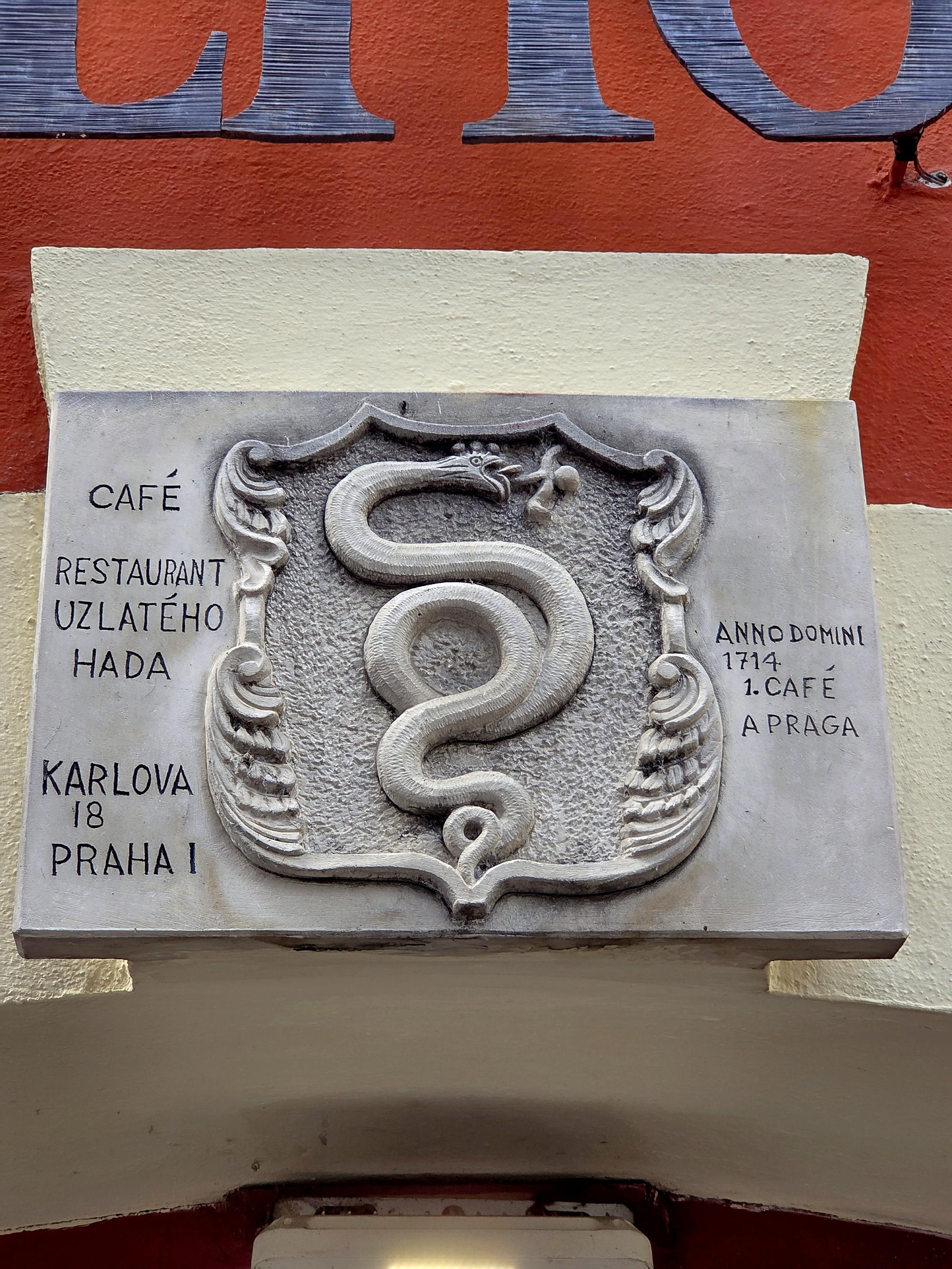 Restaurace U Zlatého Hada foto 2