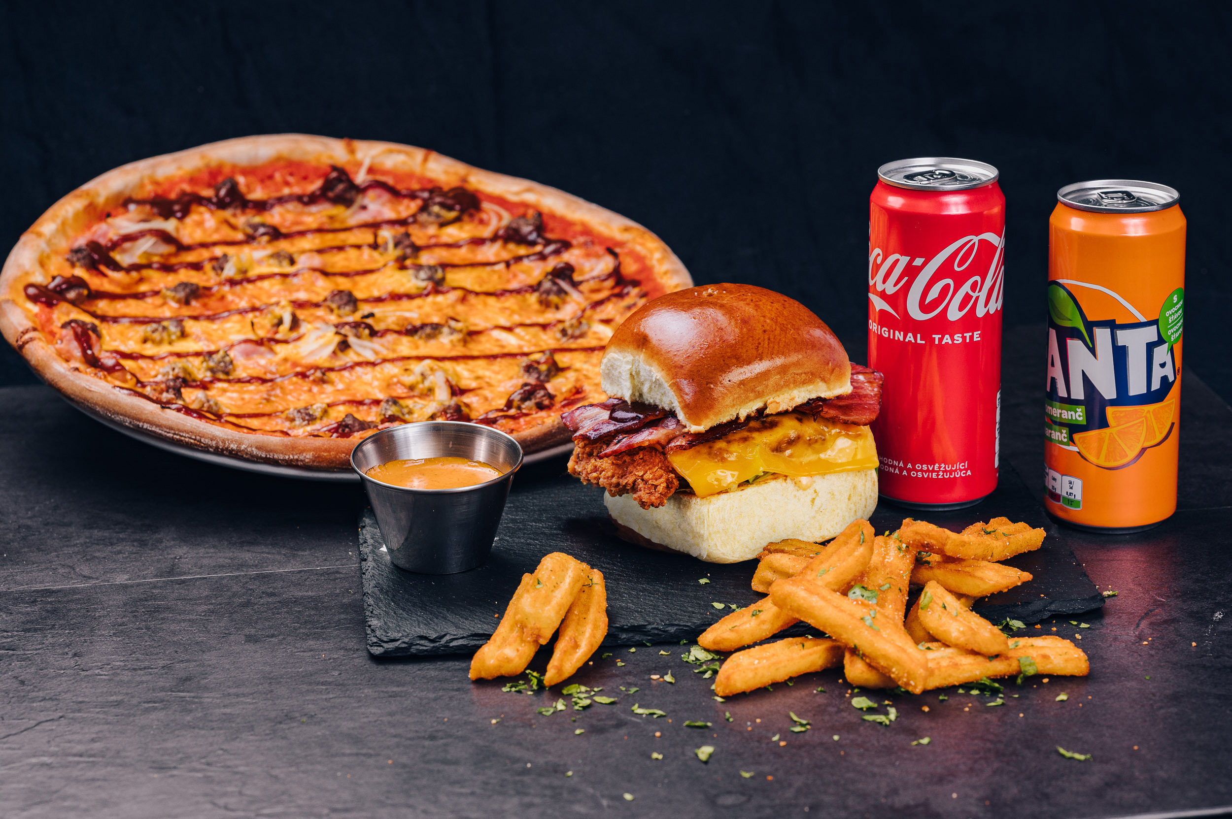 Amici Pizza & Burgers foto 3