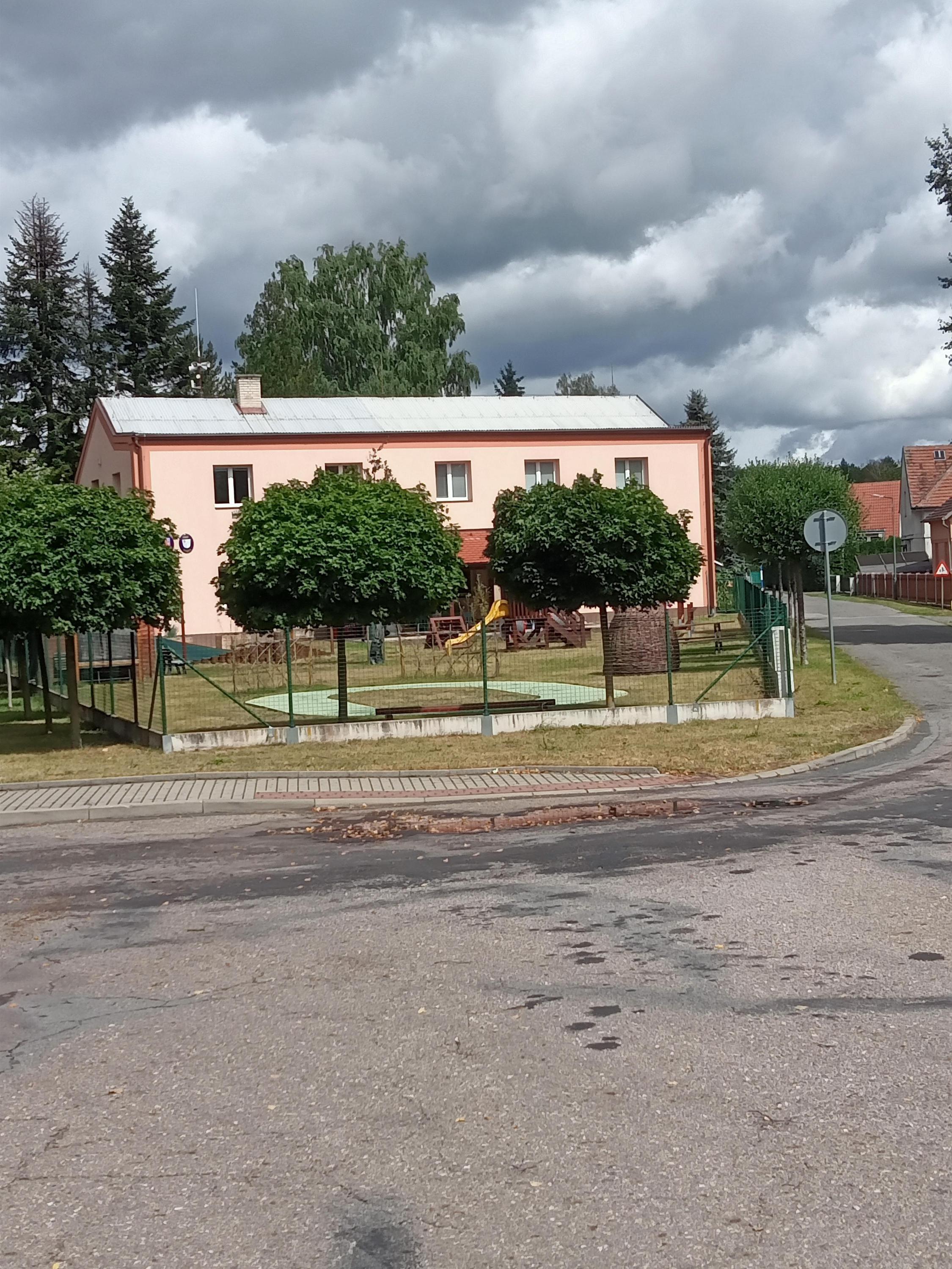 Mateřská škola Semín foto 2
