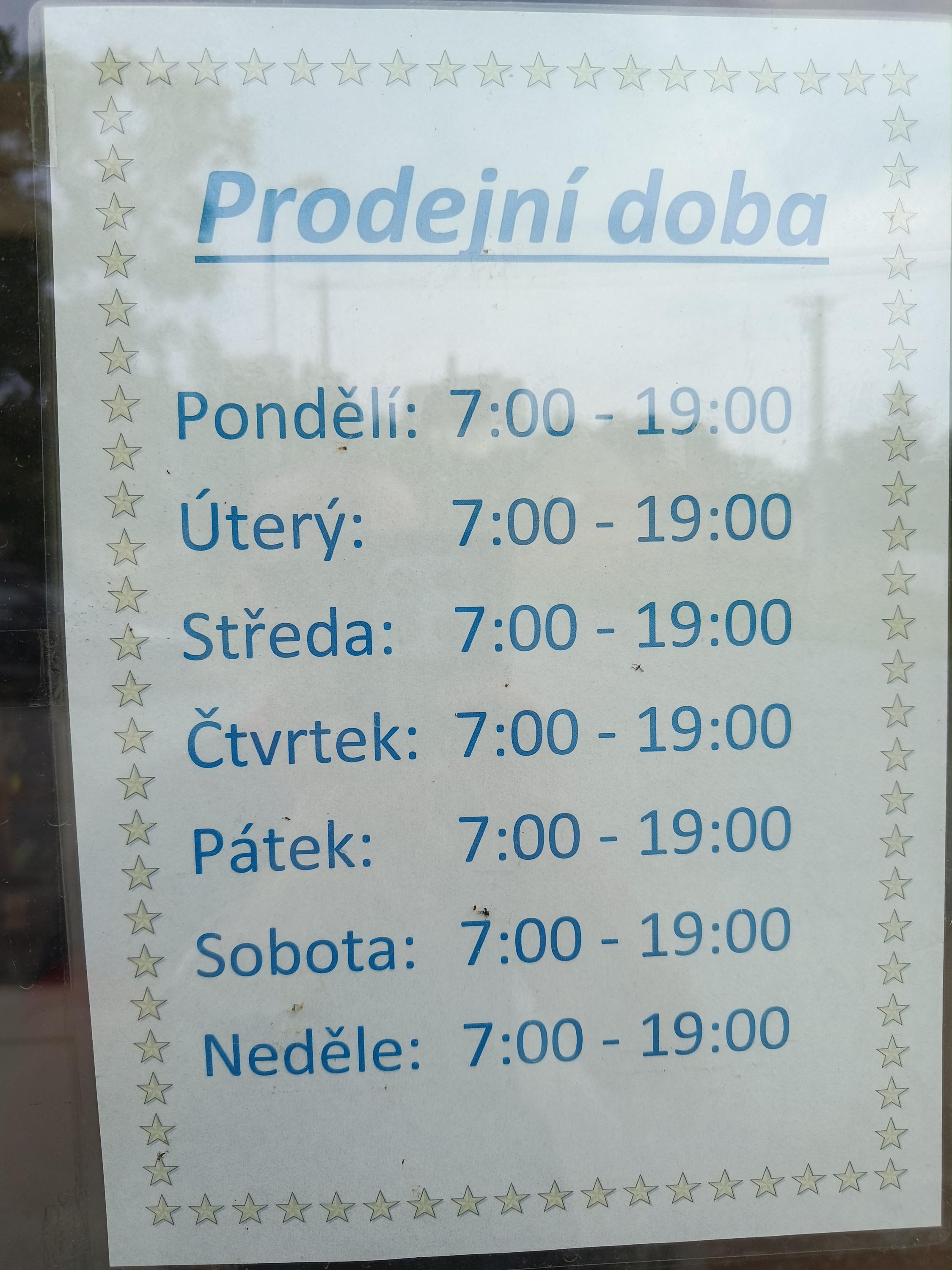 Potraviny Mcely foto 1