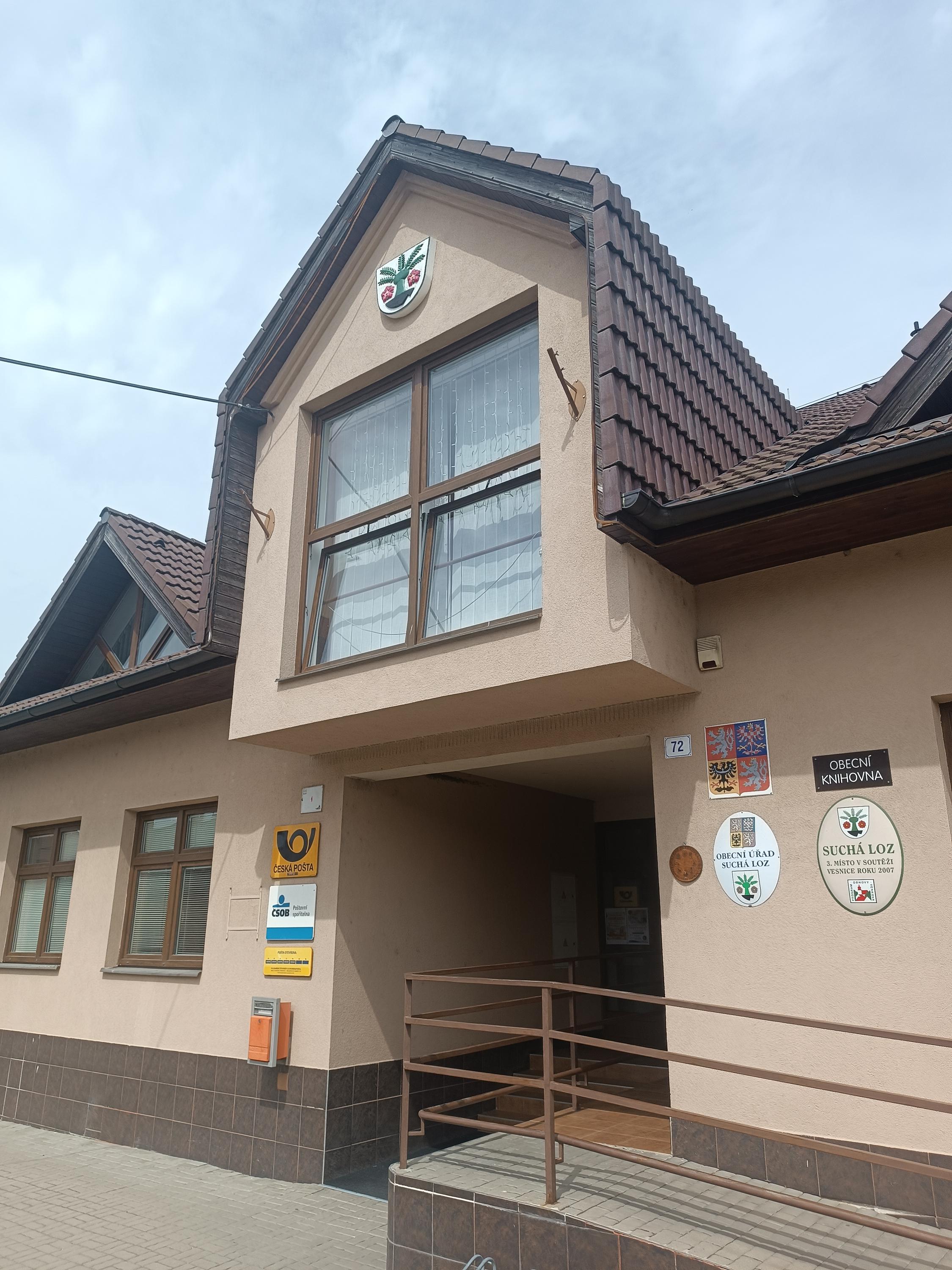 Suchá Loz - obecní úřad foto 2