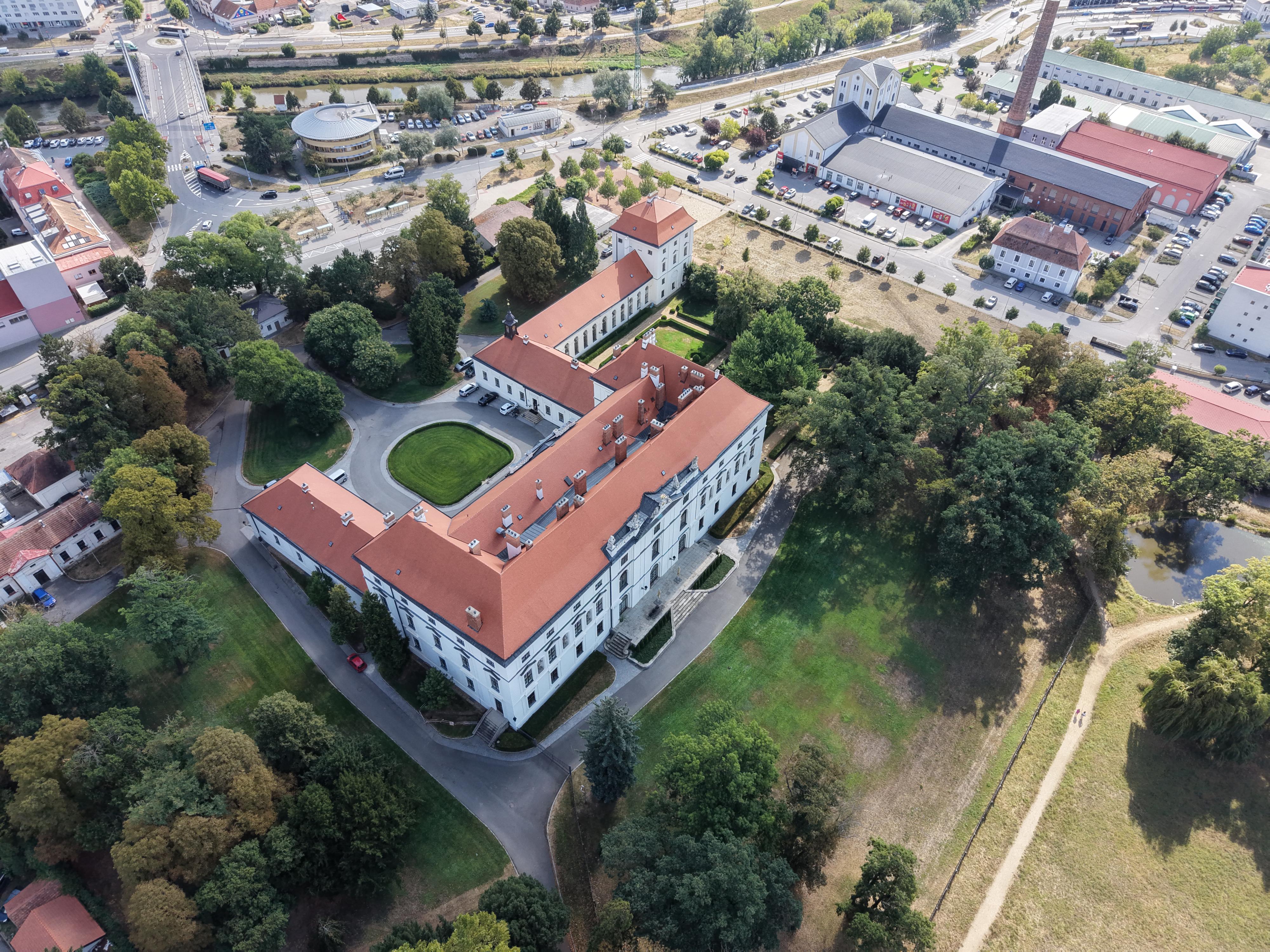 Státní Zámek Židlochovice foto 5