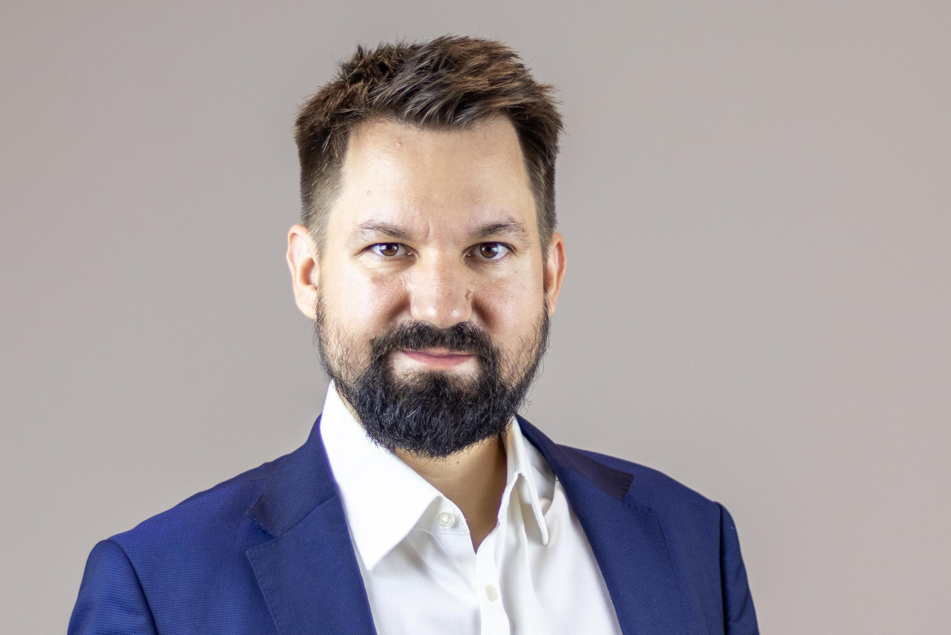 Marek Vařbuchta, advokát
