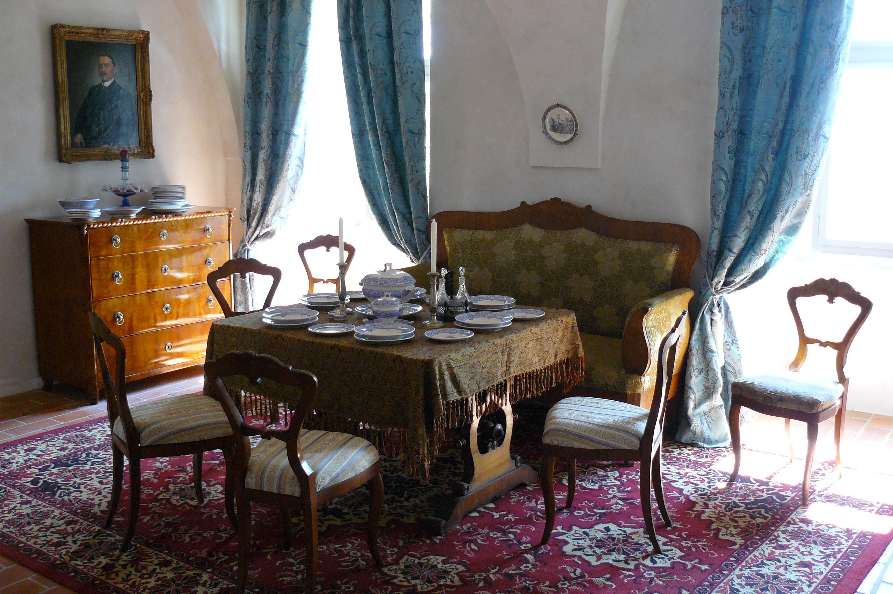Jarošovo muzeum umění – Zámek Vartenberk