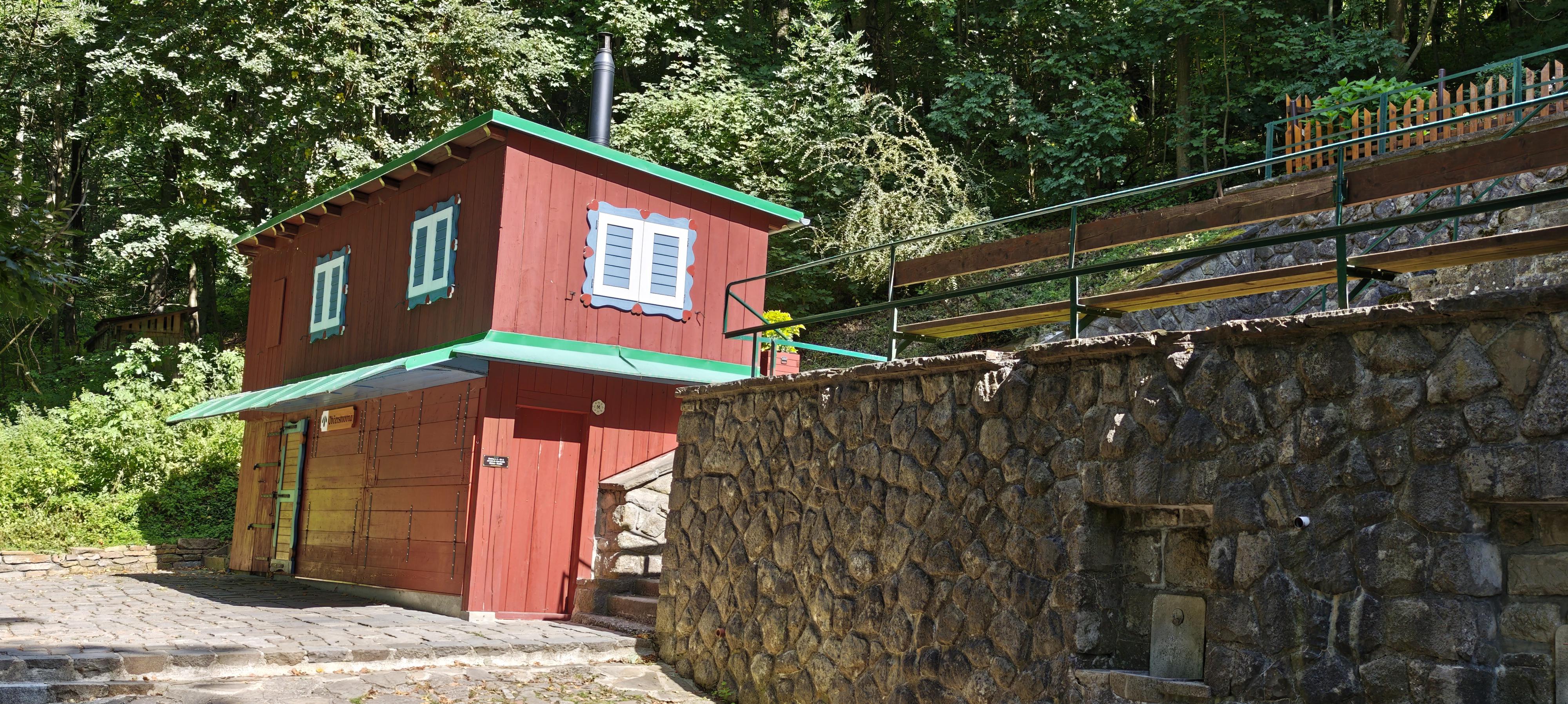 Chaloupka Maruška - Občerstvovna foto 3