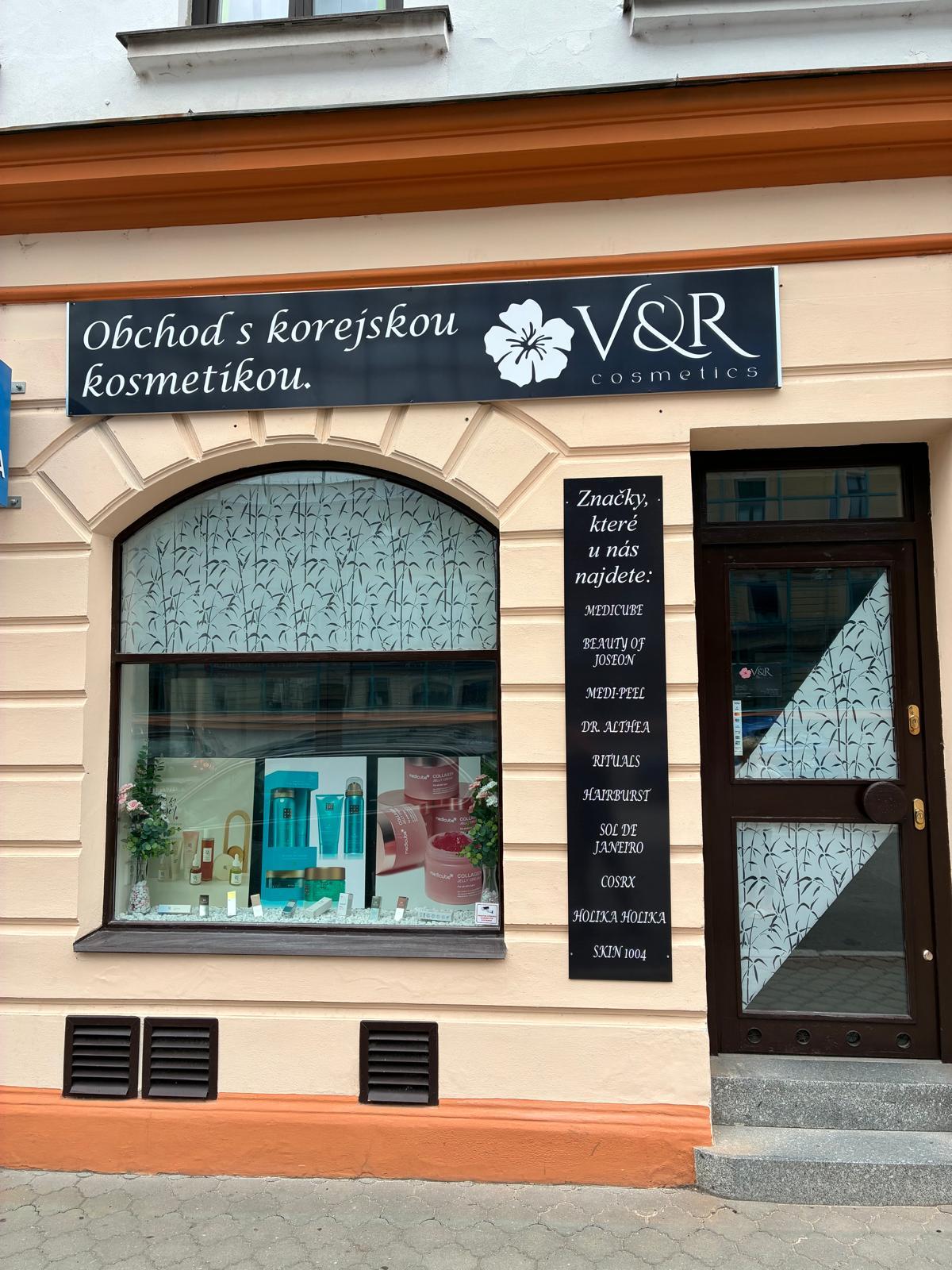 V&R Cosmetics foto 1
