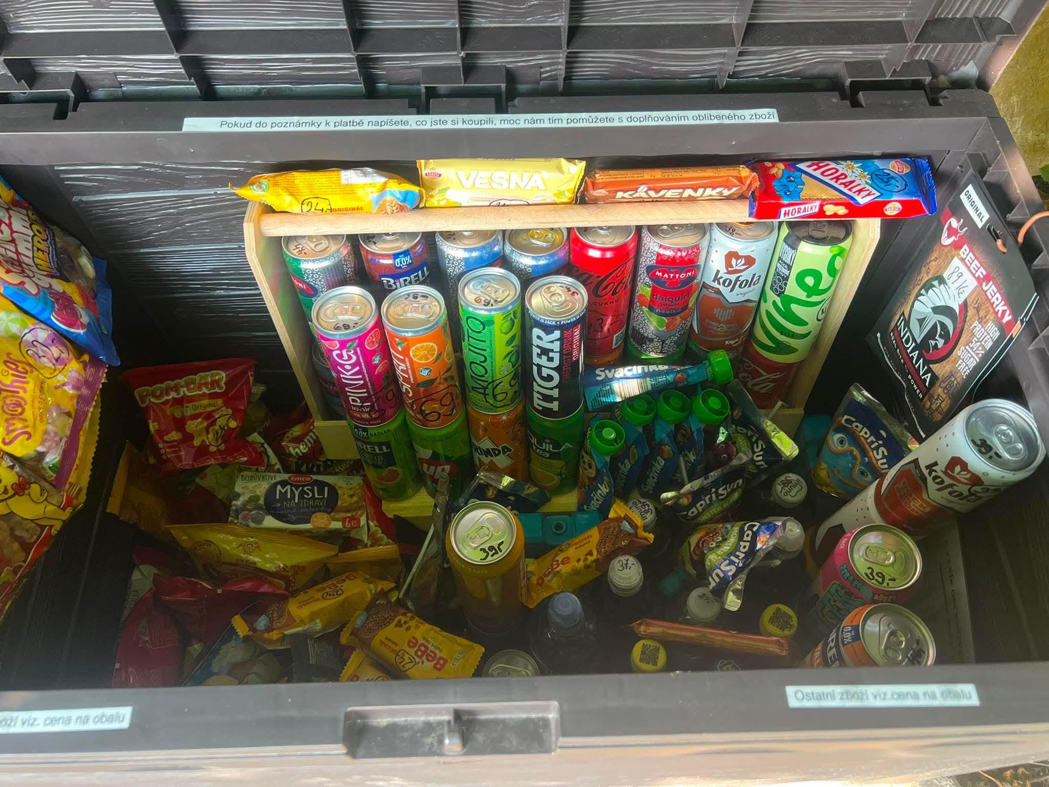 Samoobslužný minibar u chalupy foto 4