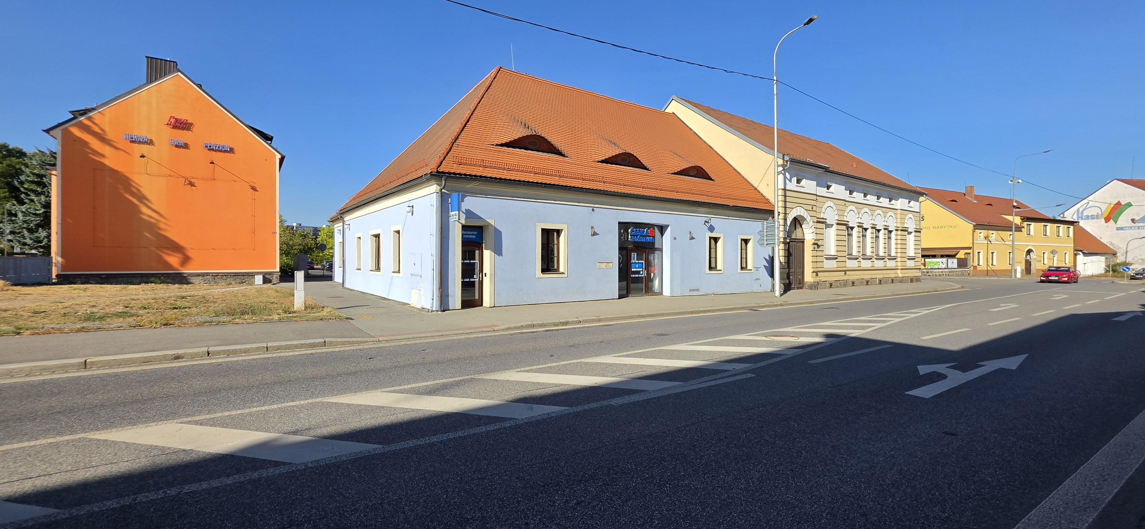 Česká spořitelna, a.s. foto 2