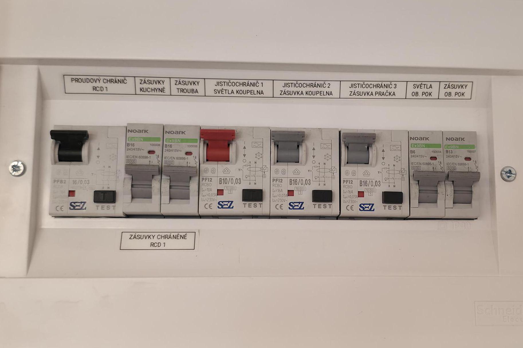 Elektroinstalace Lánský
