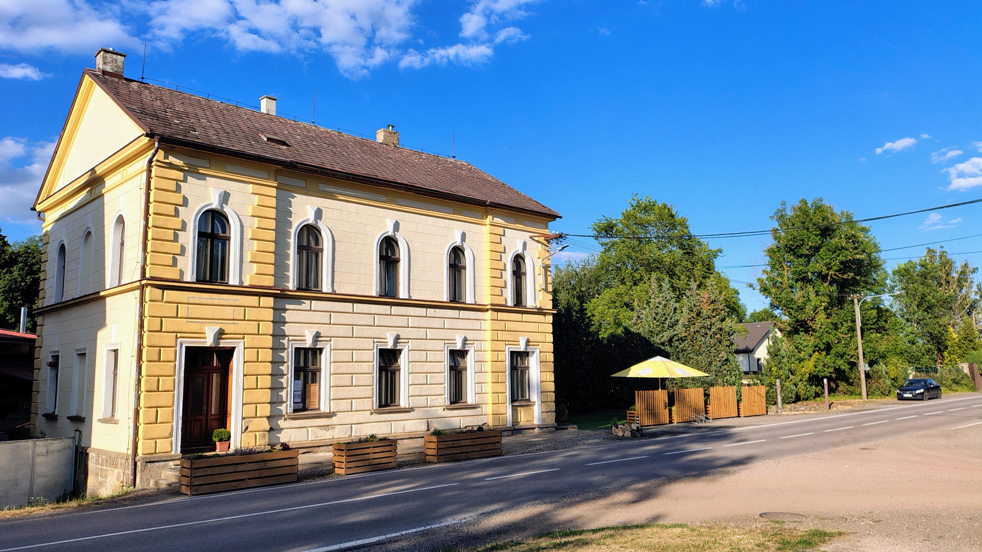 Hostinec ve mlejně foto 2