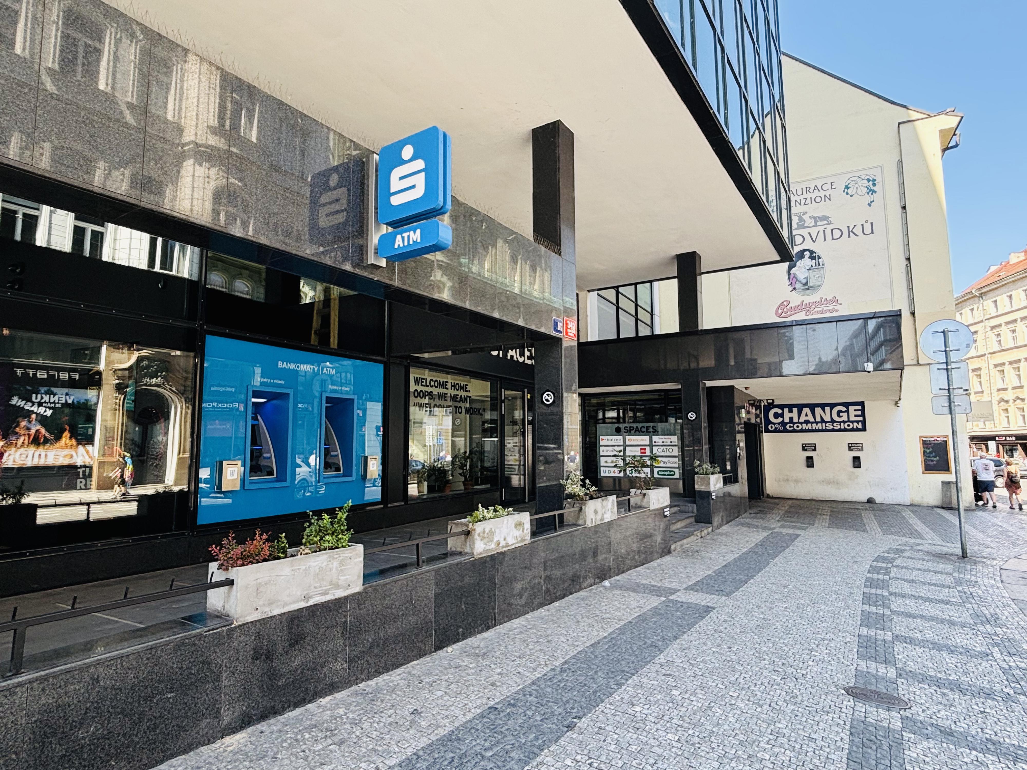 Bankomat České spořitelny foto 2