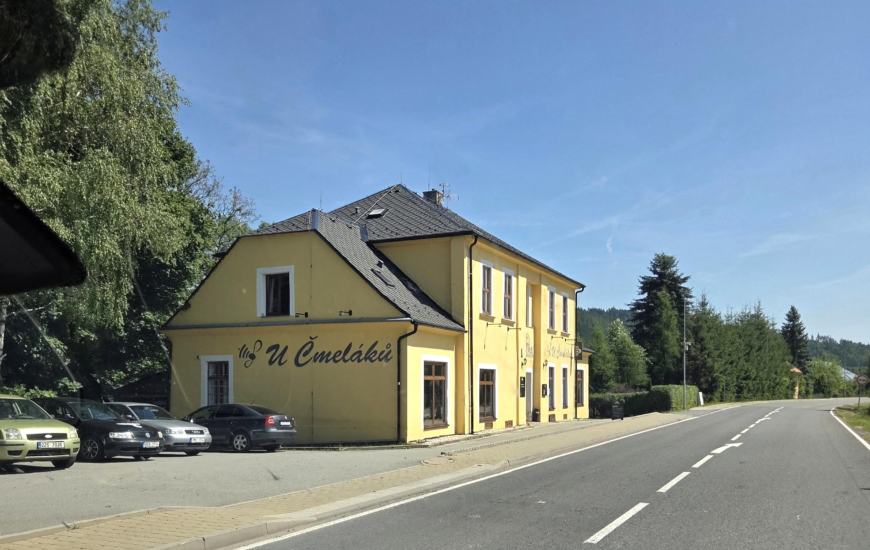 Restaurace U Čmeláků foto 3