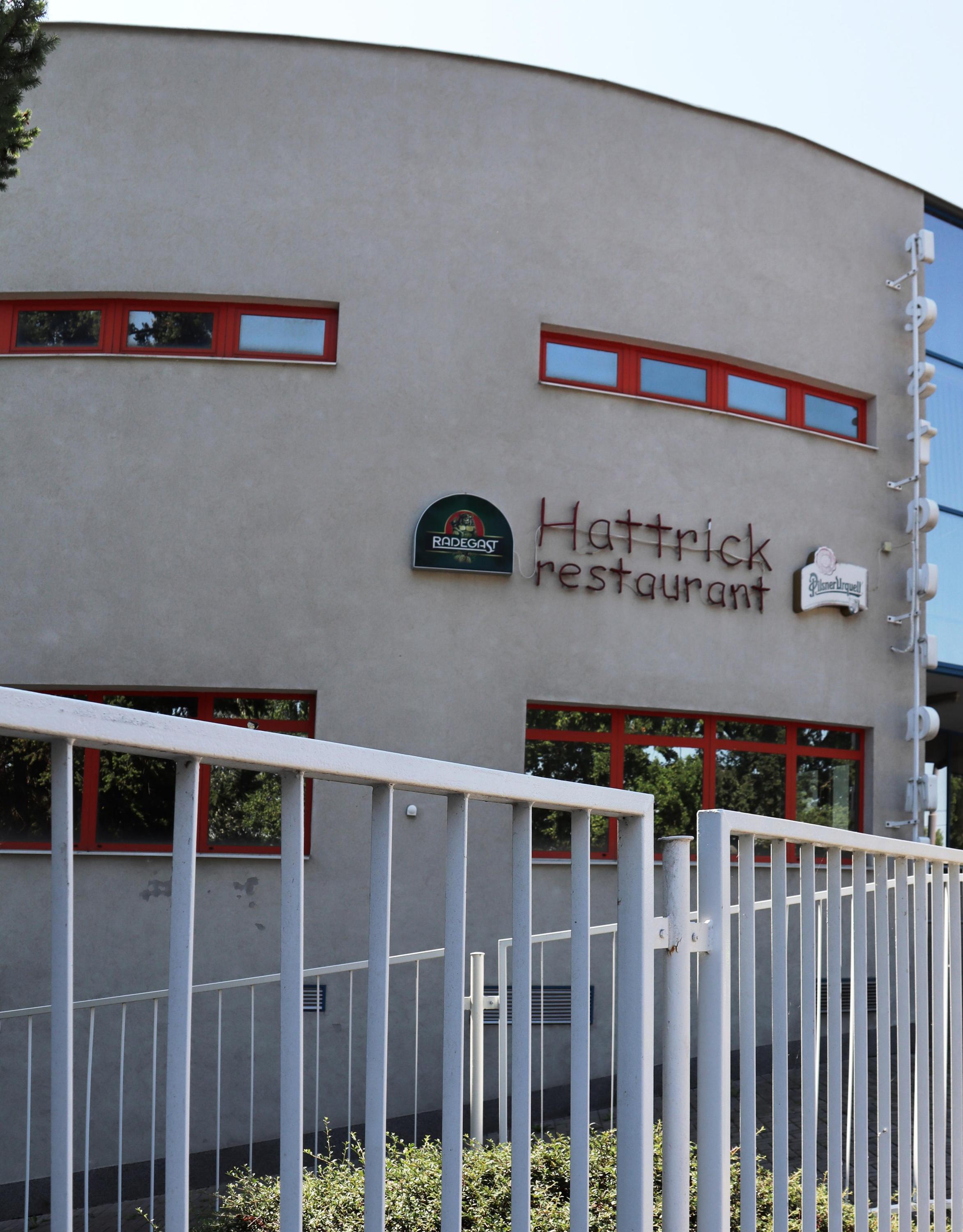 Hattrick Bar foto 2