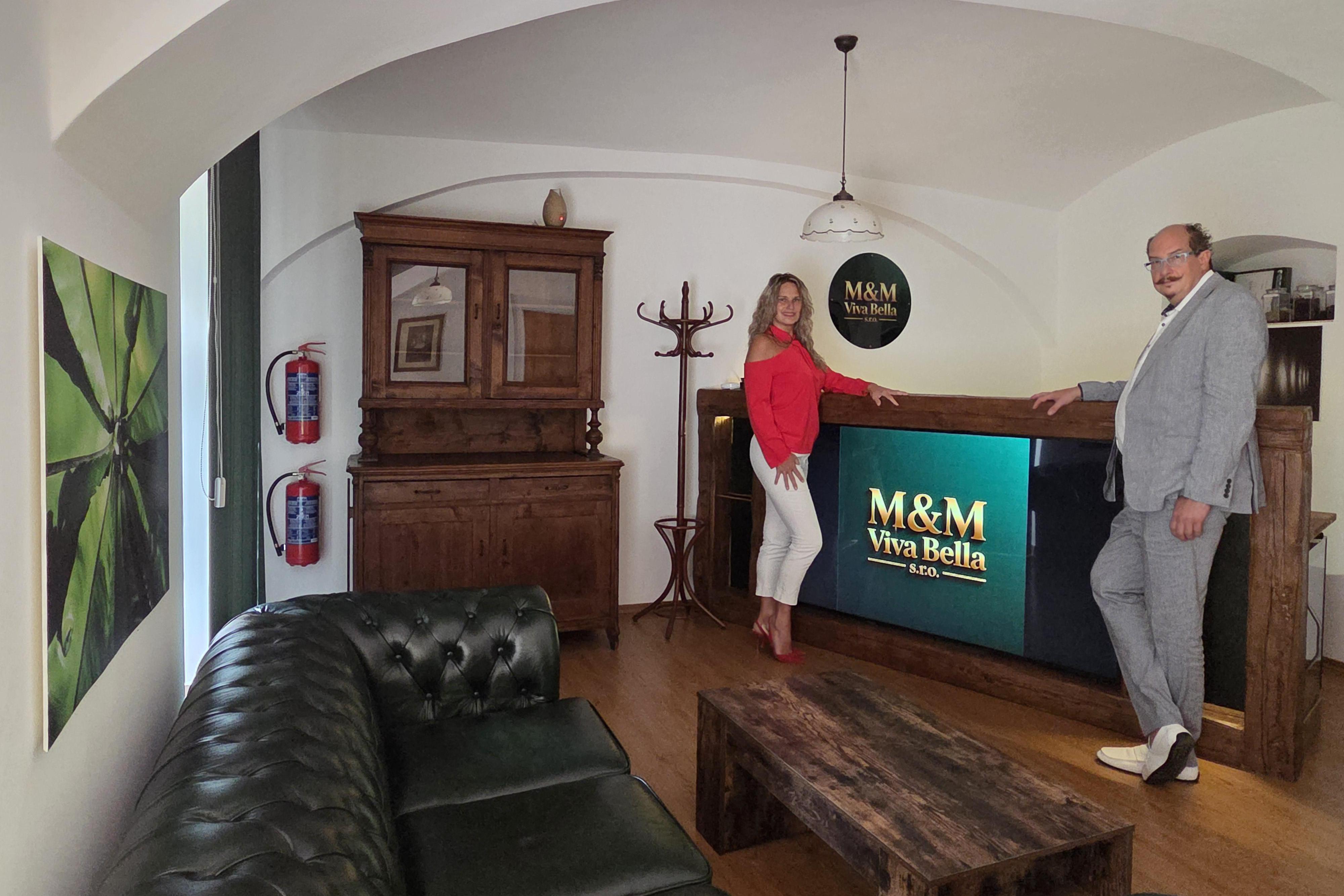 M&M Viva Bella