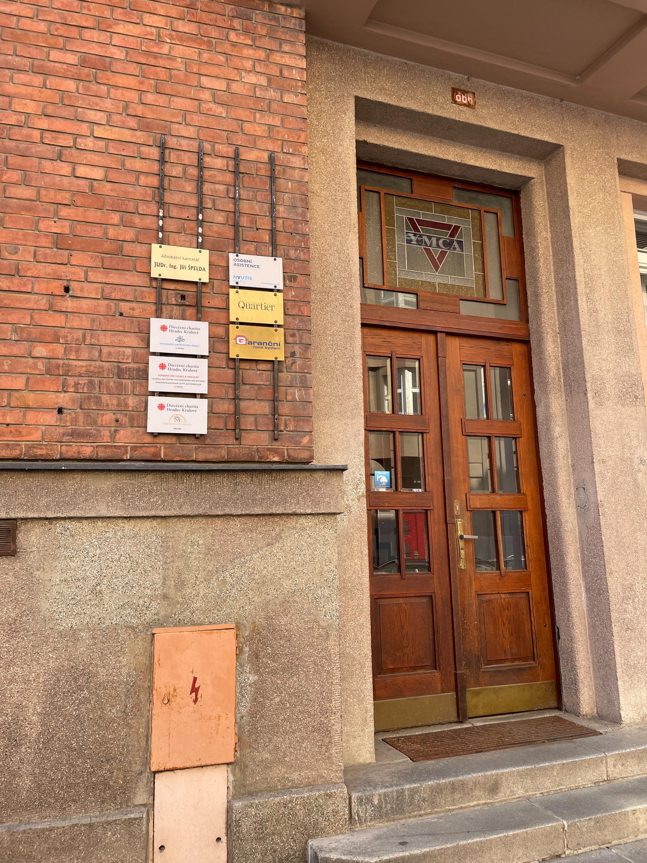 Integrační centrum pro cizince - Diecézní katolická charita Hradec Králové foto 2