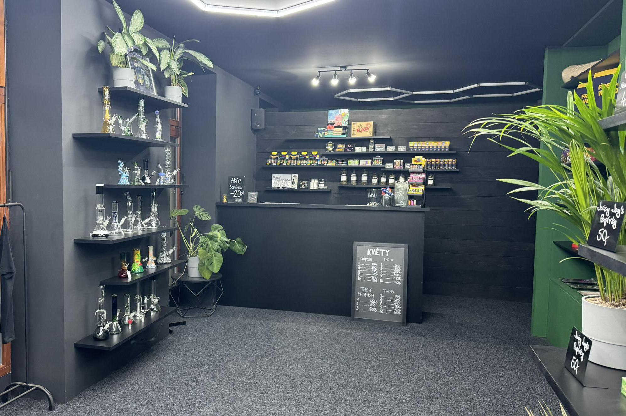 WeedHouse