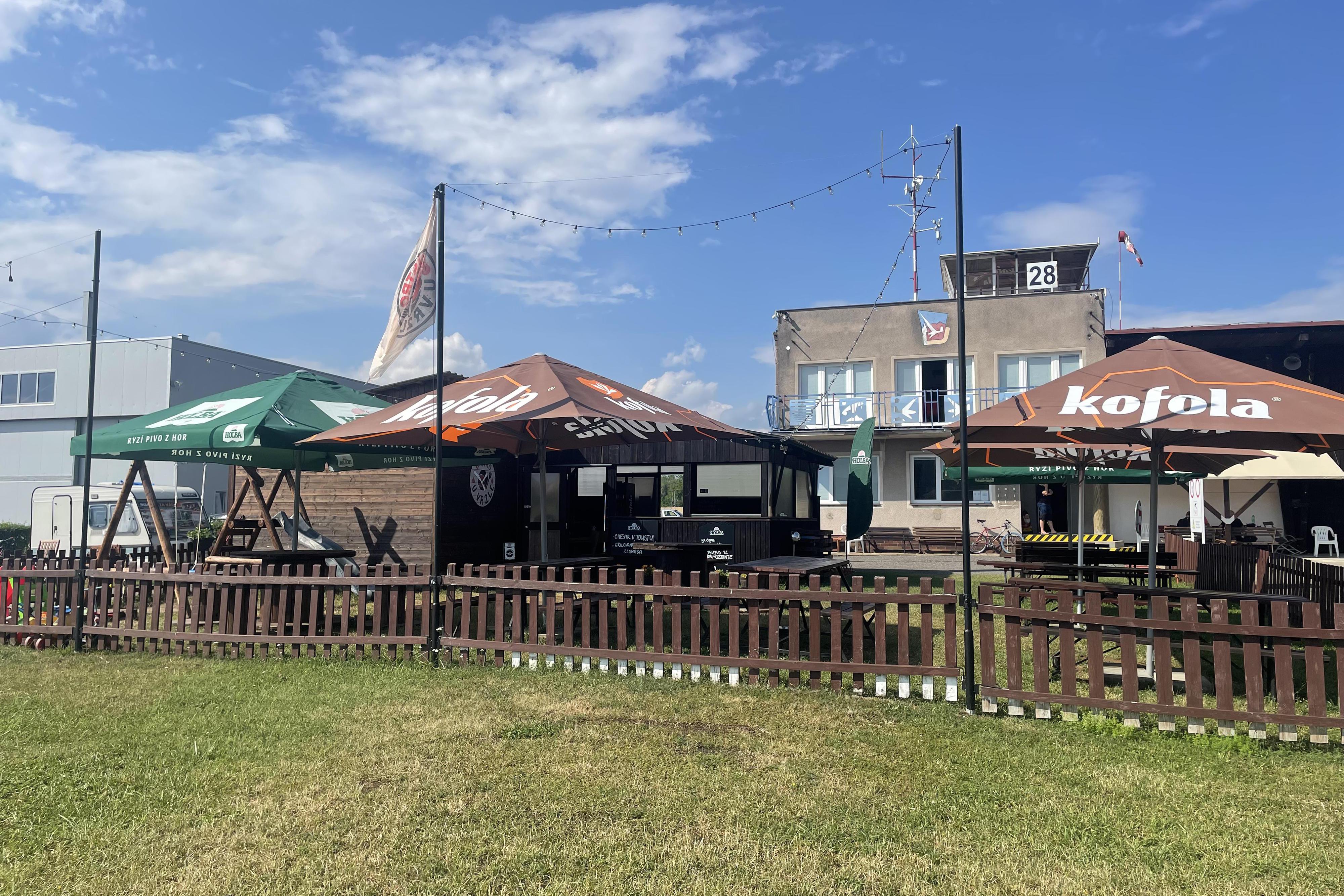 Bistro U Vr2le