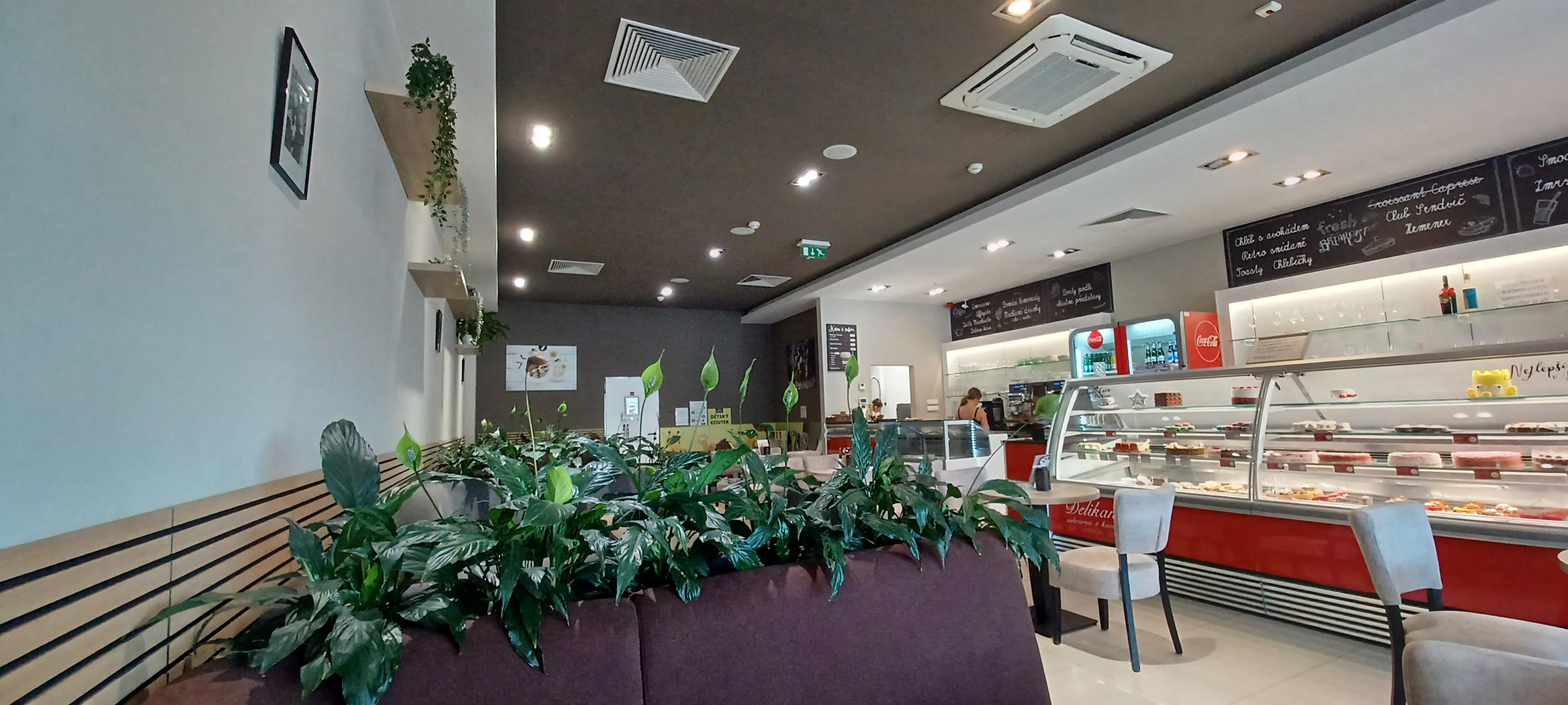 Eiscafe Delikana foto 3