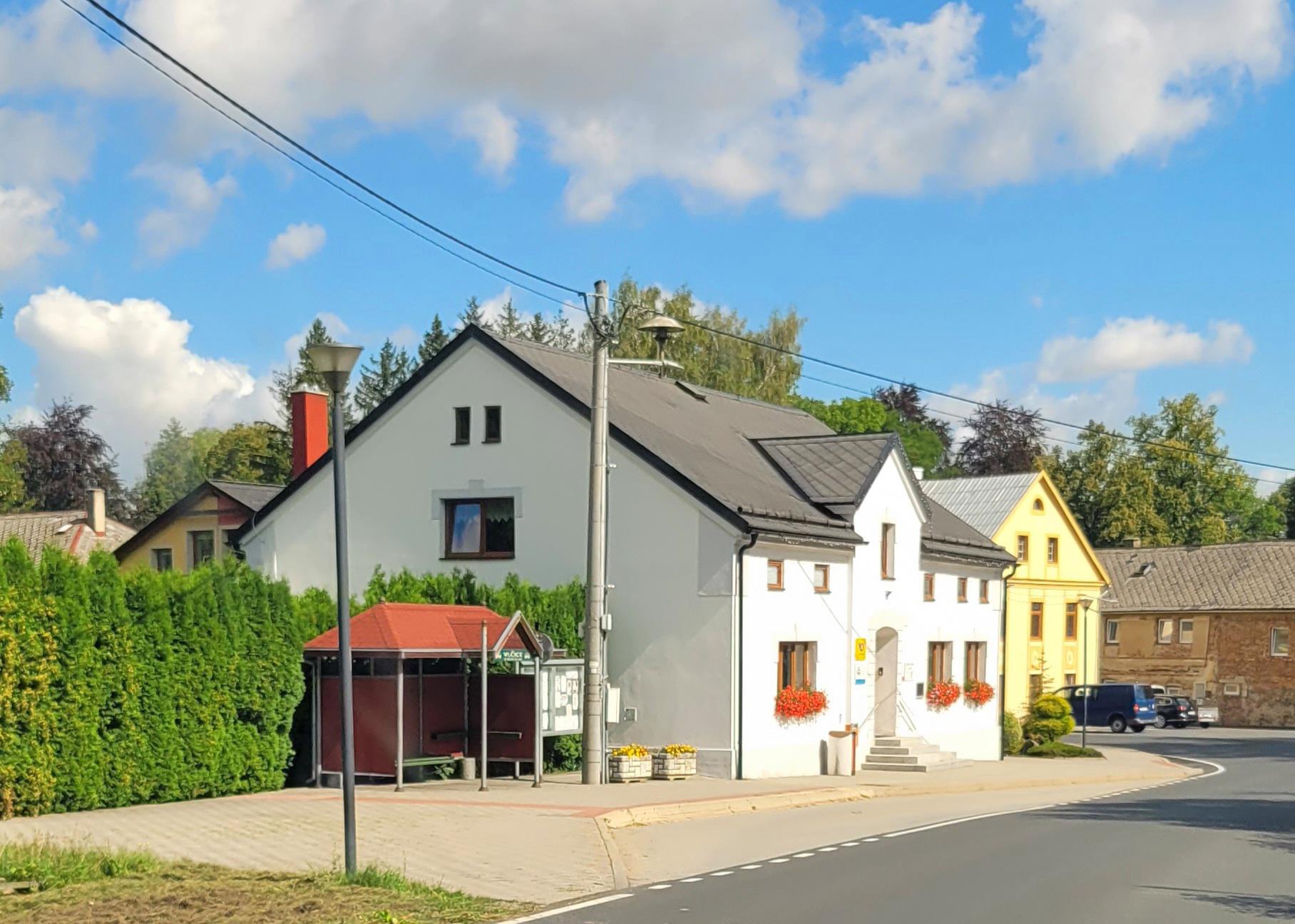 Vlčice - obecní úřad foto 2