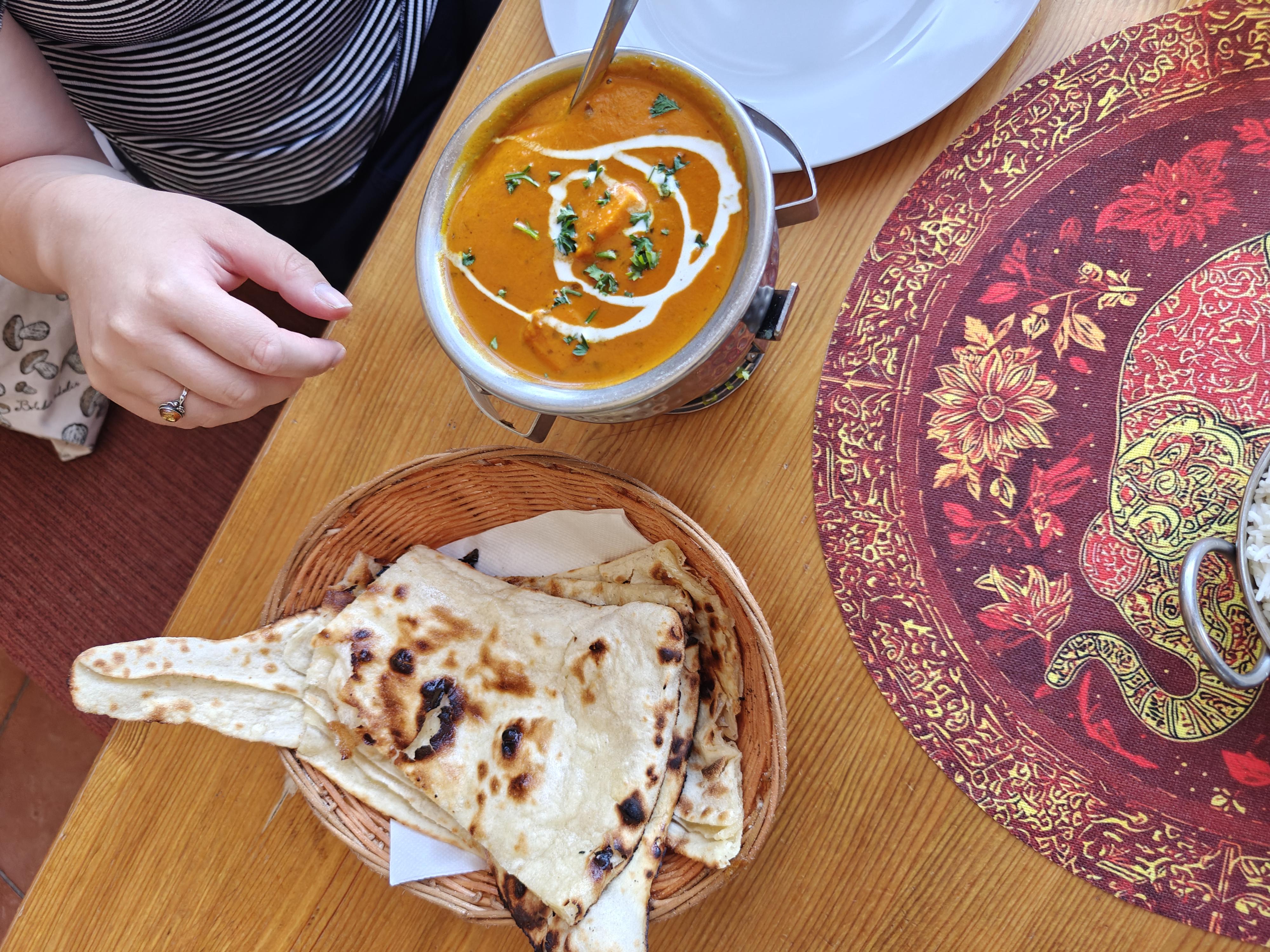 Nepálská a indická restaurace Makalu foto 3