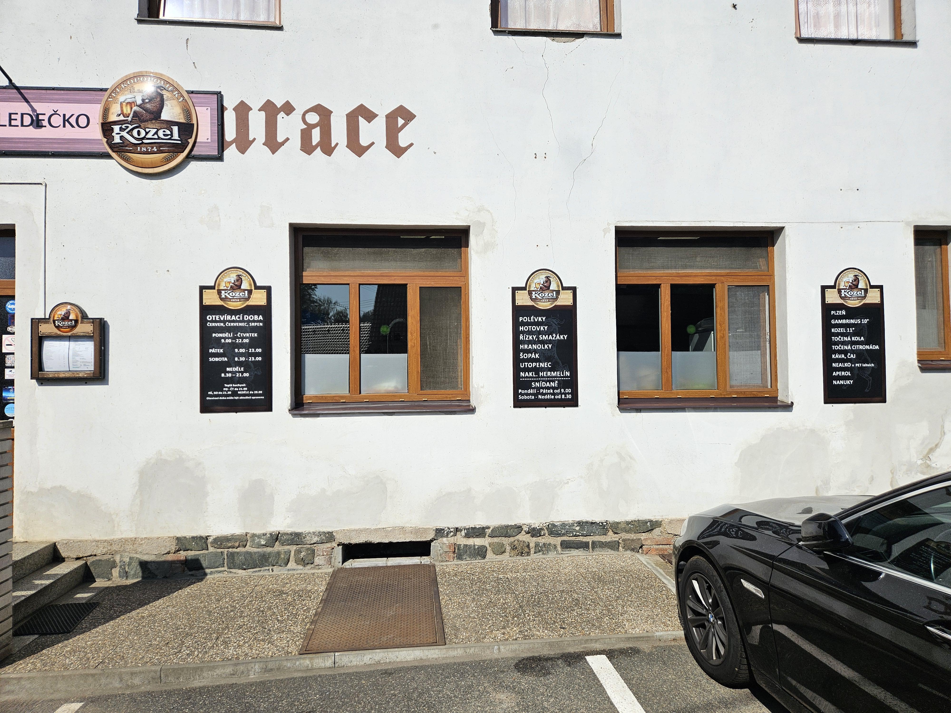 Hotel Ledečko - restaurace foto 2