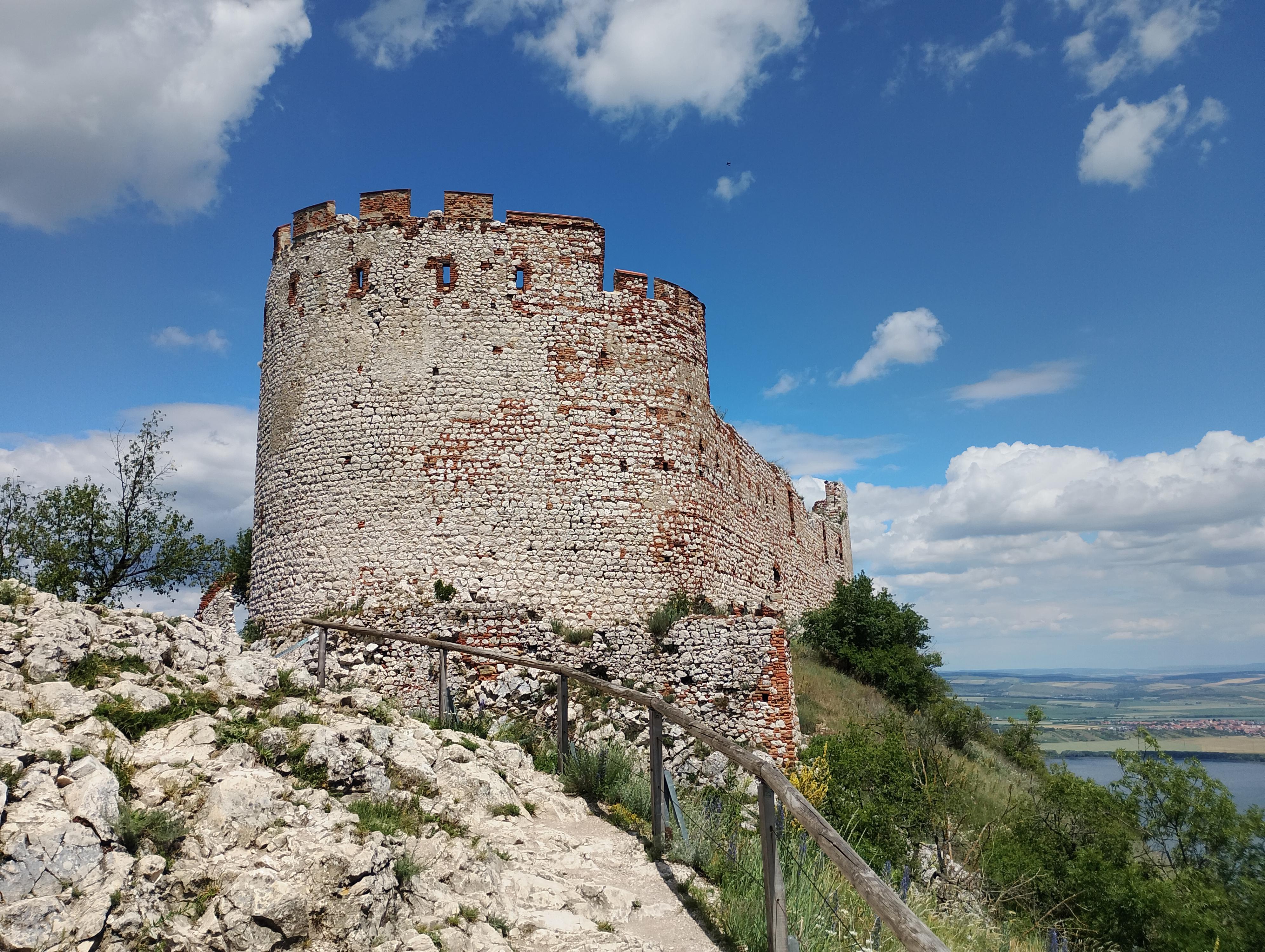Hrad Děvičky