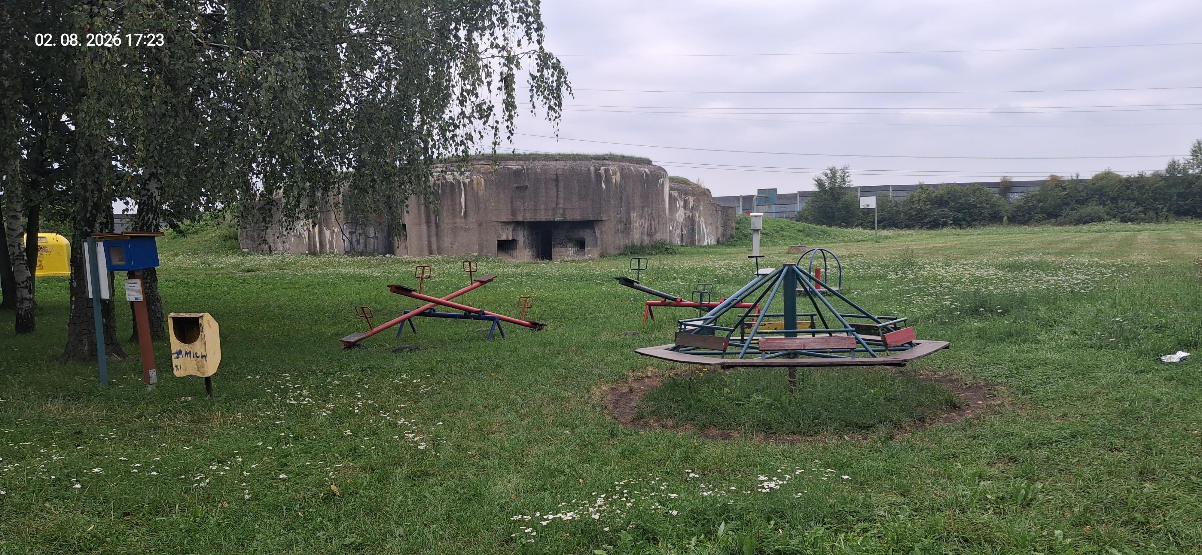 Pěchotní srub MO S-4 U šedé vily foto 4