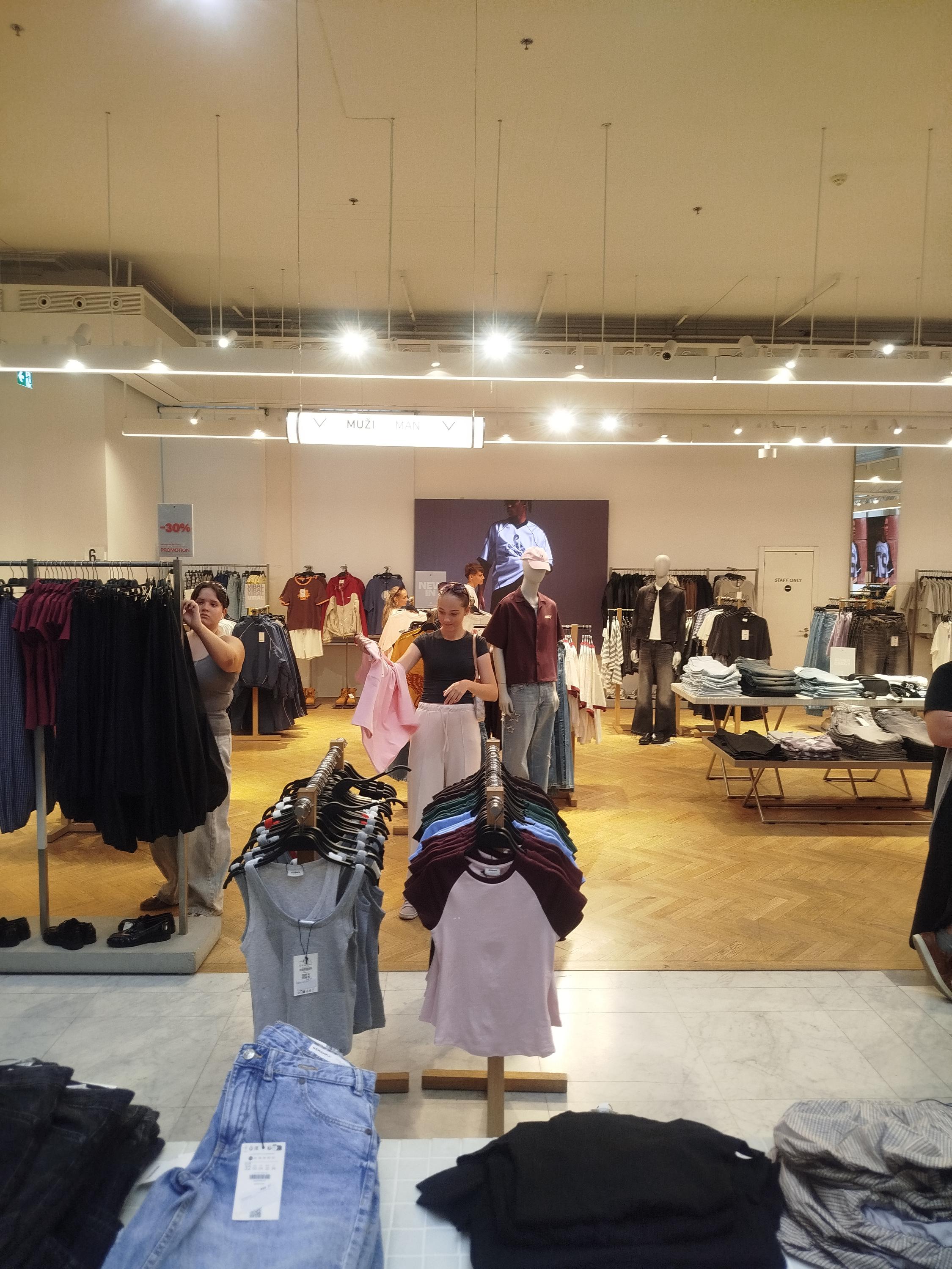 Bershka foto 1