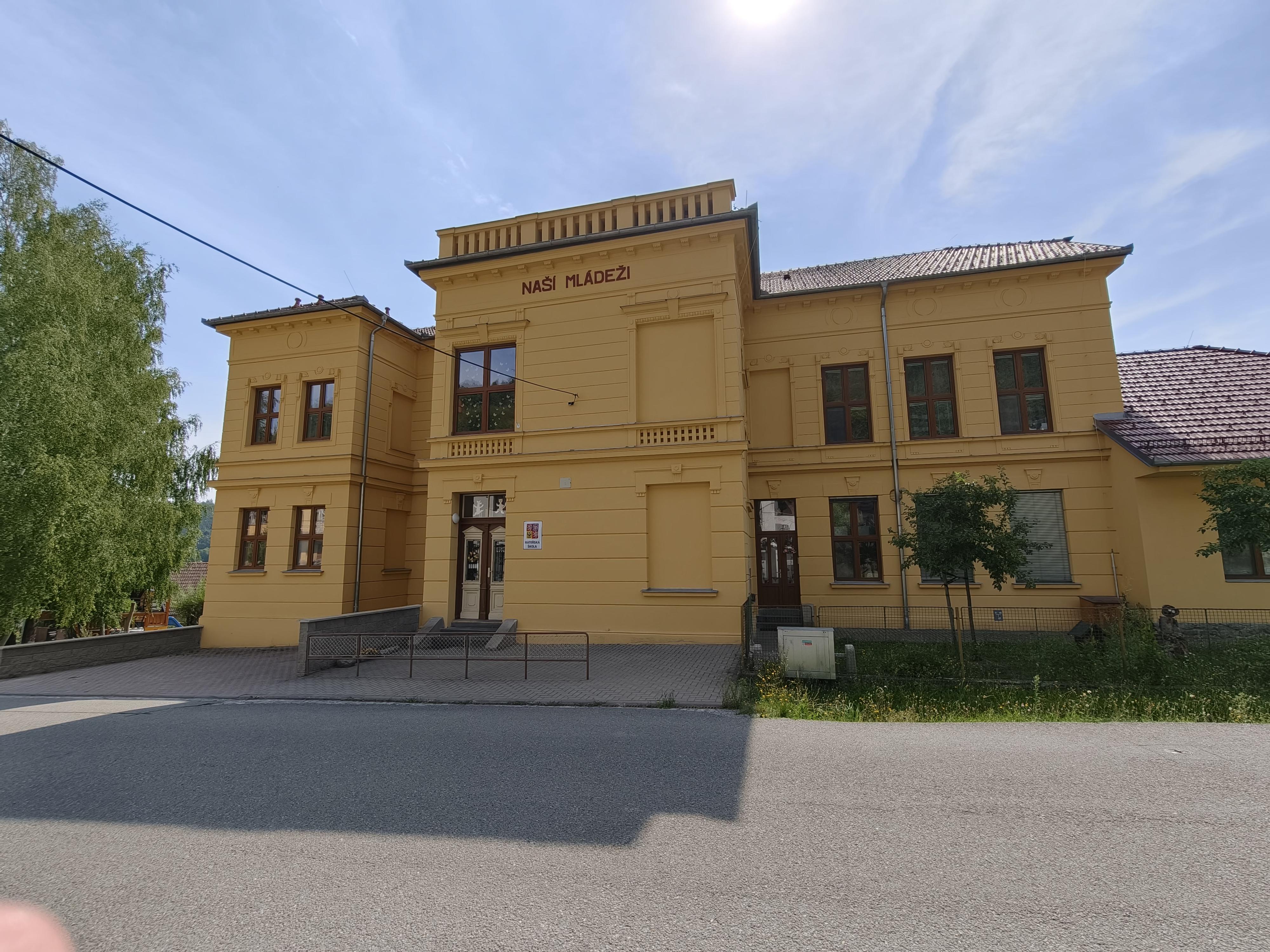 Mateřská škola Račice-Pístovice foto 2