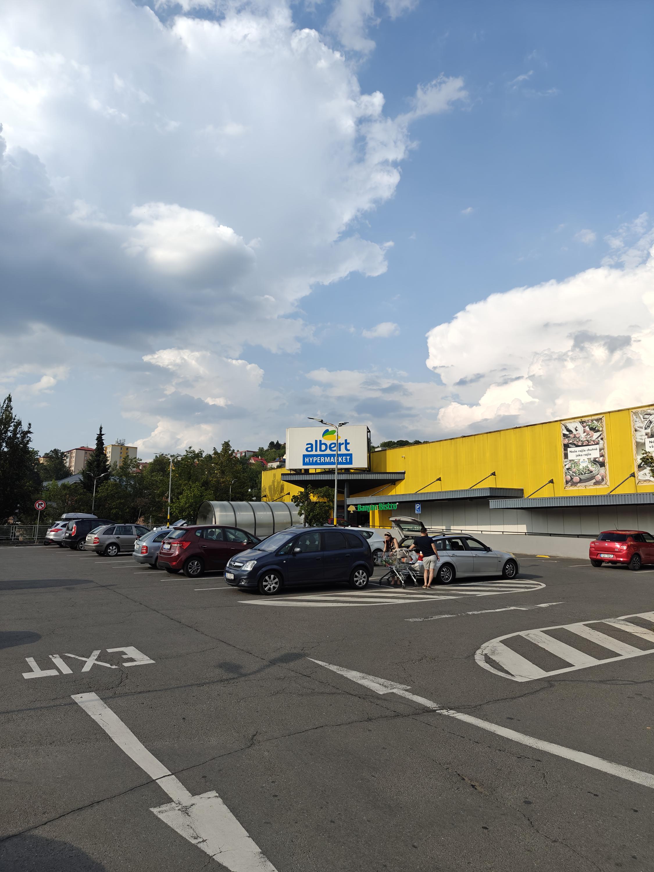 Albert Hypermarket foto 4
