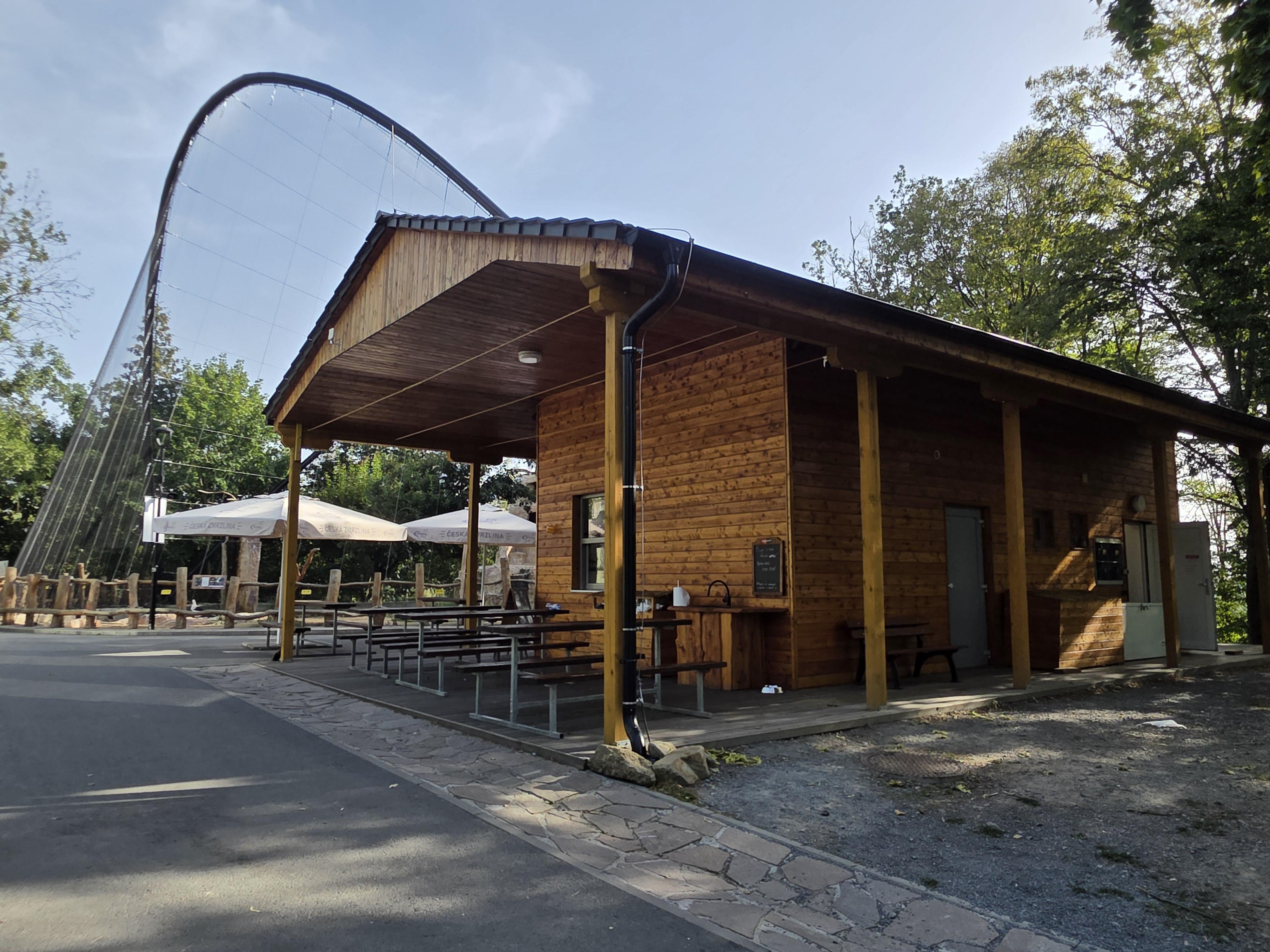 Občerstvení U Obří voliéry foto 3