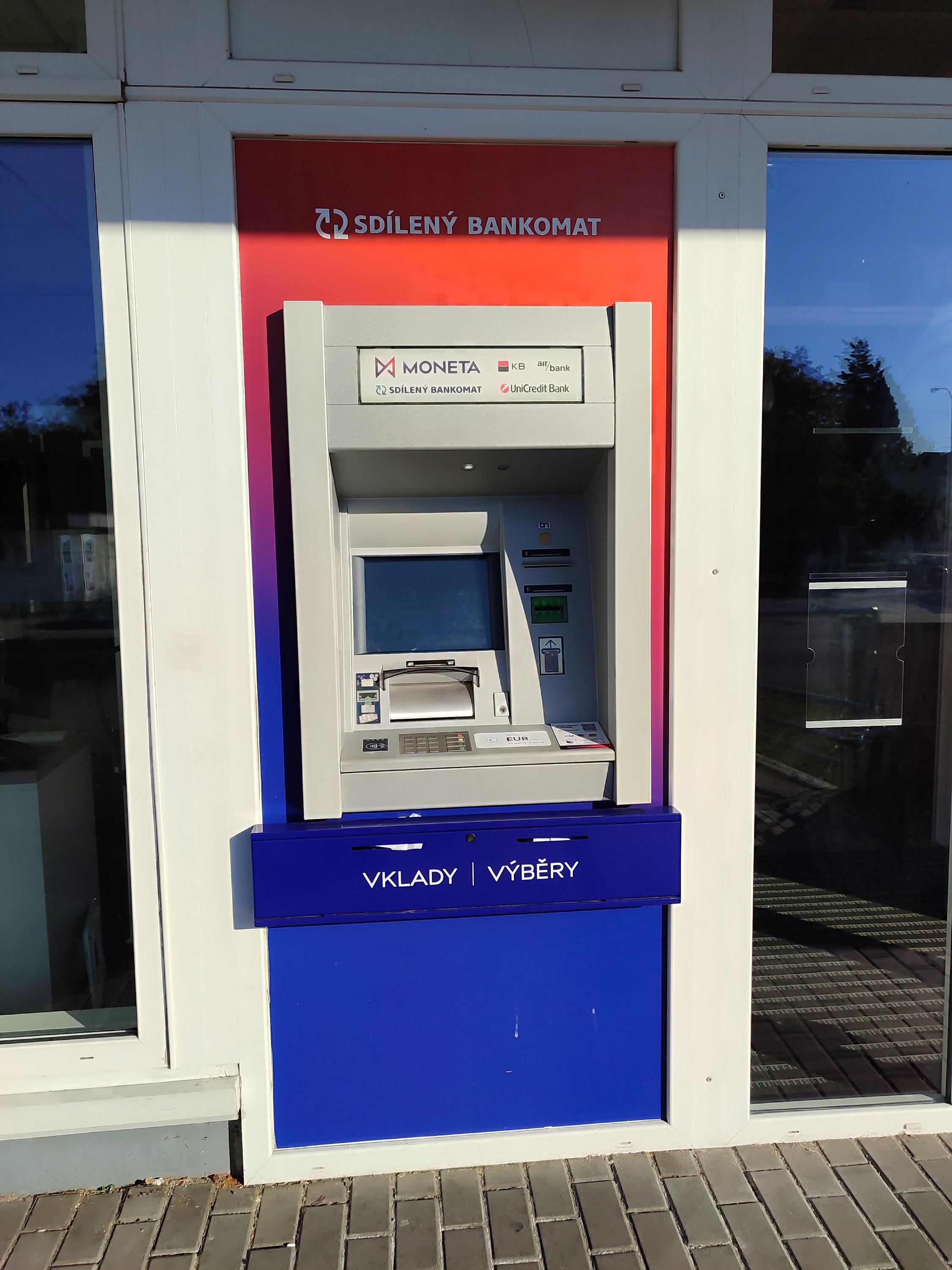 Bankomat MONETA Bank foto 3