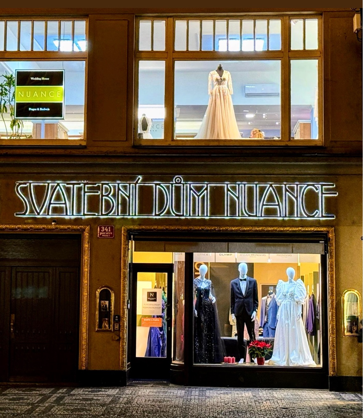 NUANCE svatební dům Praha foto 3